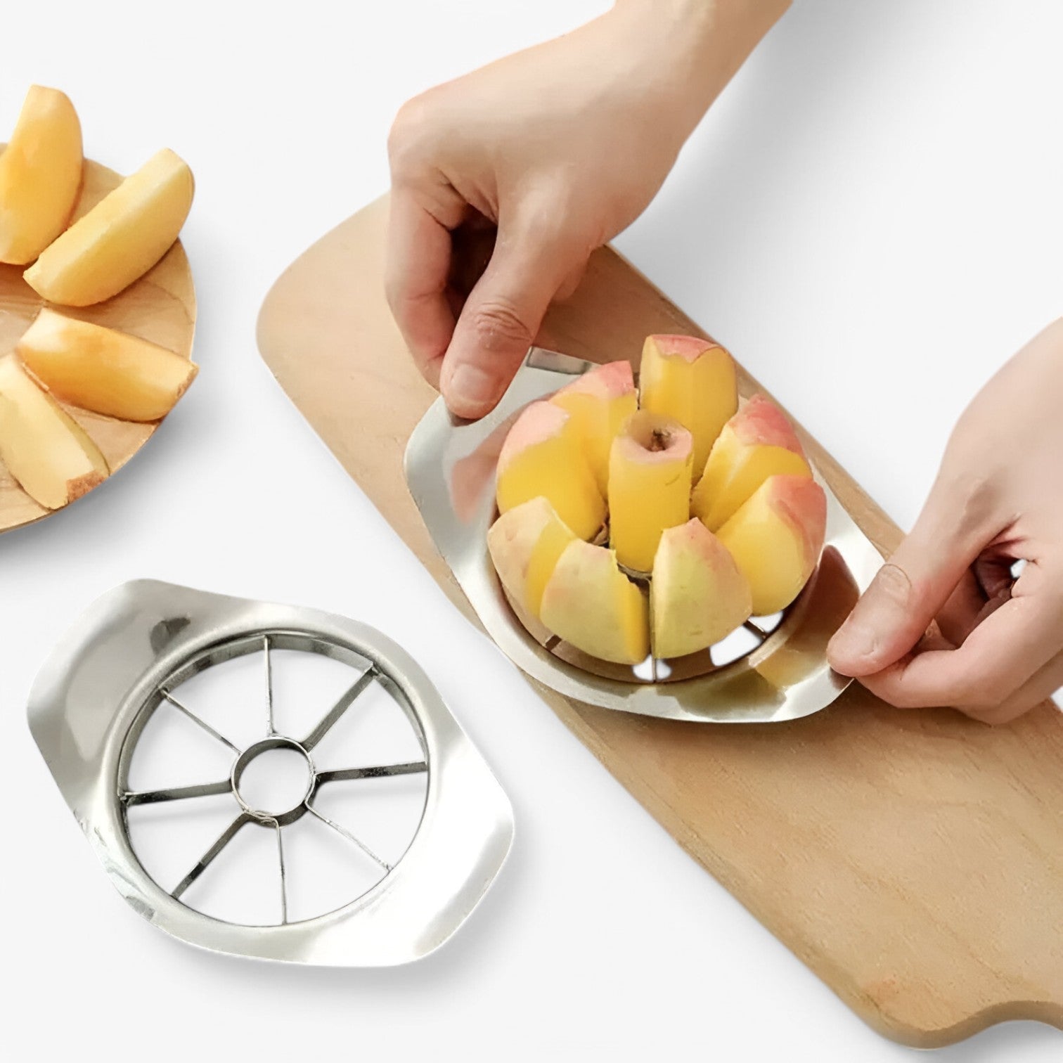 Xyla | Æbleskræller i rustfrit stål – Hurtig og nemt skrælle og skære - - house & garden - {{ product_tags }