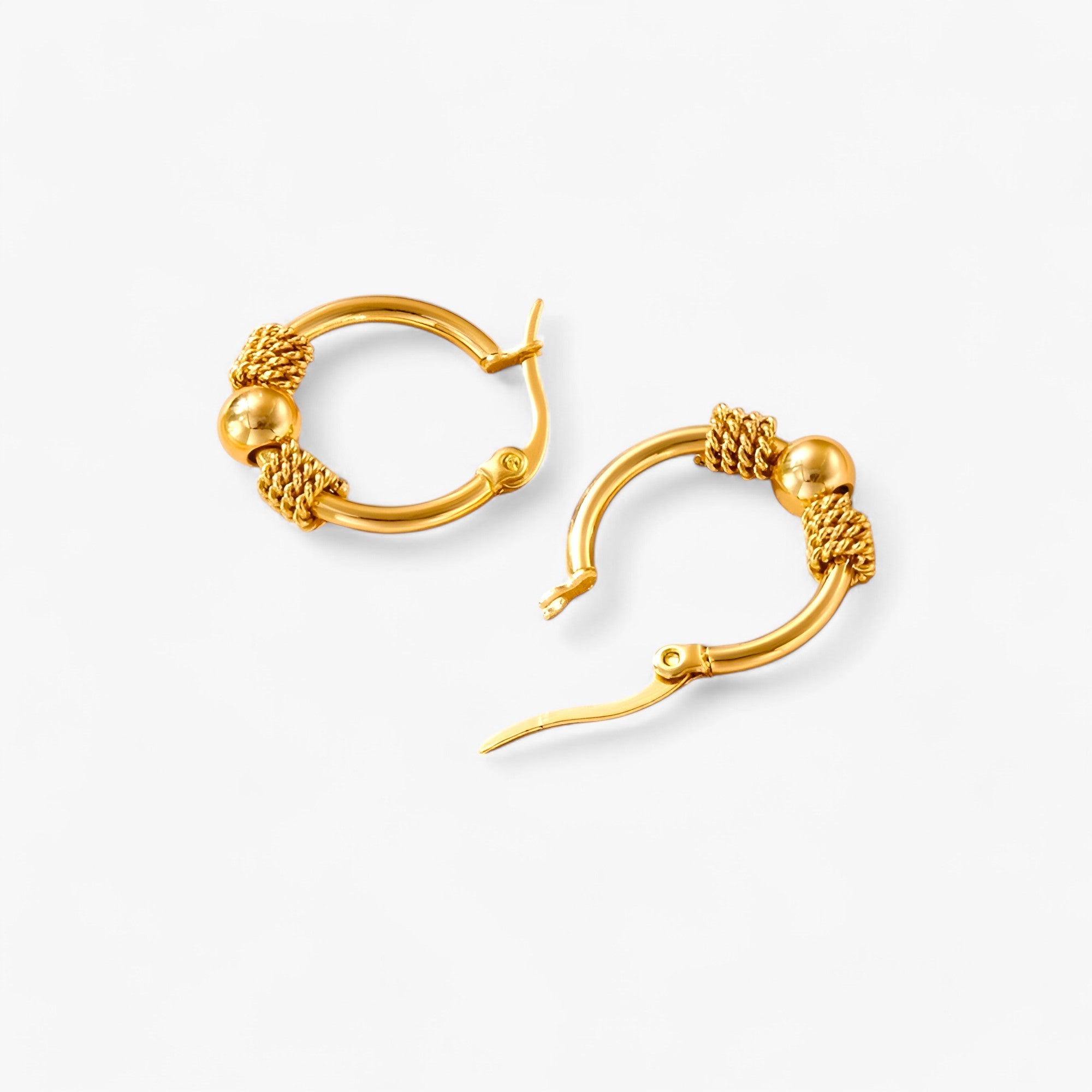 Alodia | Guldvævede øreringe – Elegante og holdbare gaver - - women's fashion - {{ product_tags }