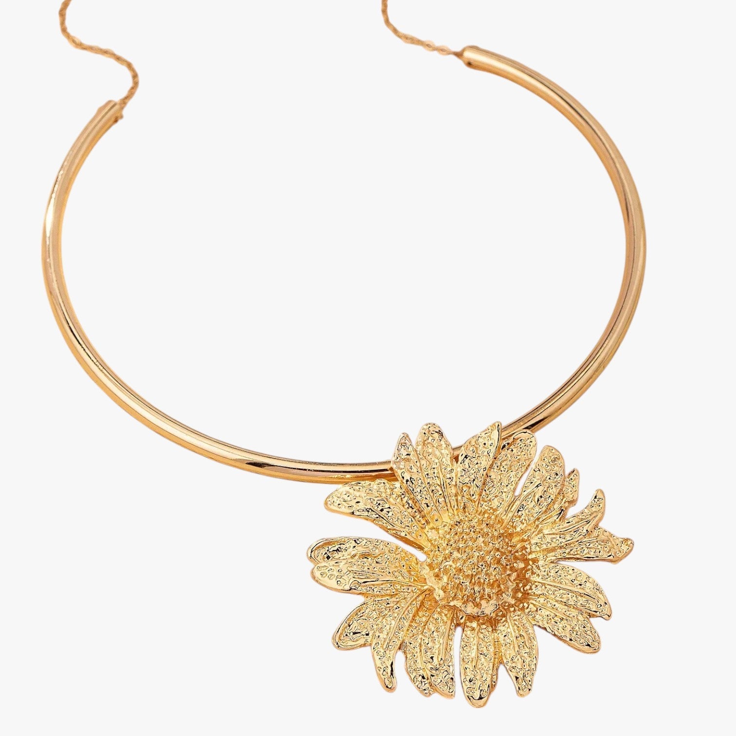 Valeria | Halskæde med solsikkelvedhæng - B - women's fashion - {{ product_tags }