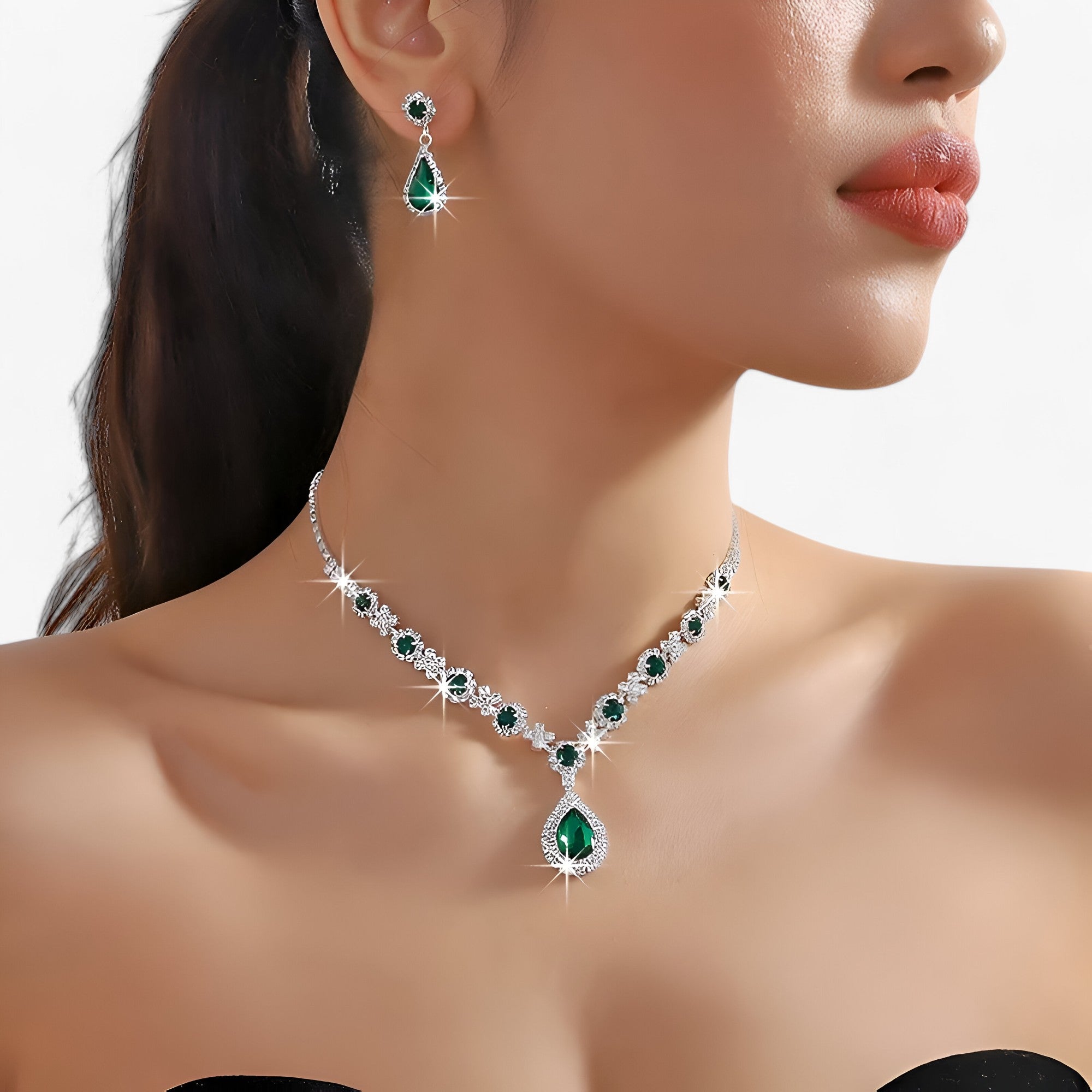 Amanda | Elegant vielsesæt 2 dele - dråpehæng og øreringe - - Amanda | Elegant vielsesæt 2 dele - dråpehæng og øreringe- €25 - {{ product_tags }