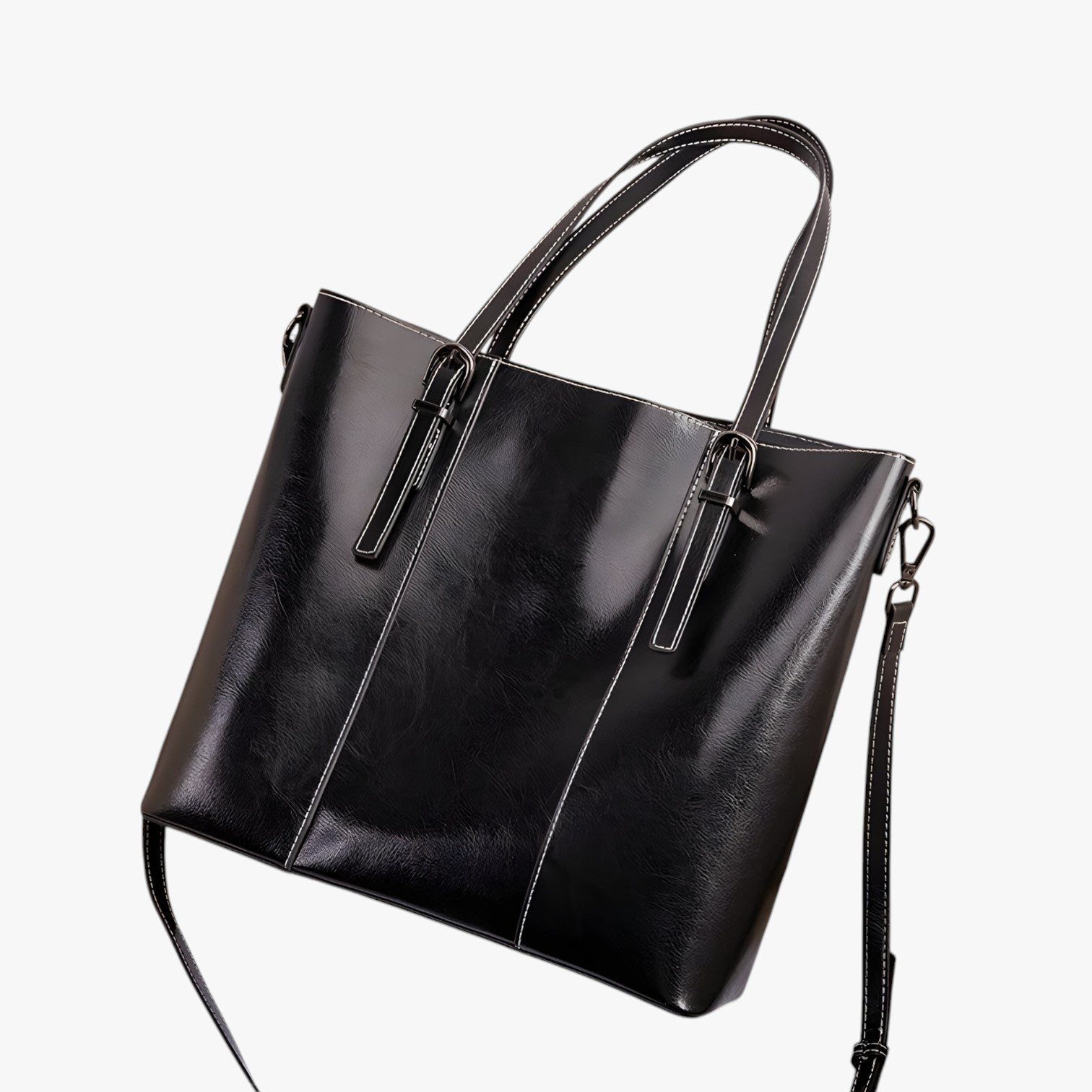 Kayla | Stilfuld lædertaske – Rummelig, komfortabel og perfekt til arbejde - Sort - bags - {{ product_tags }