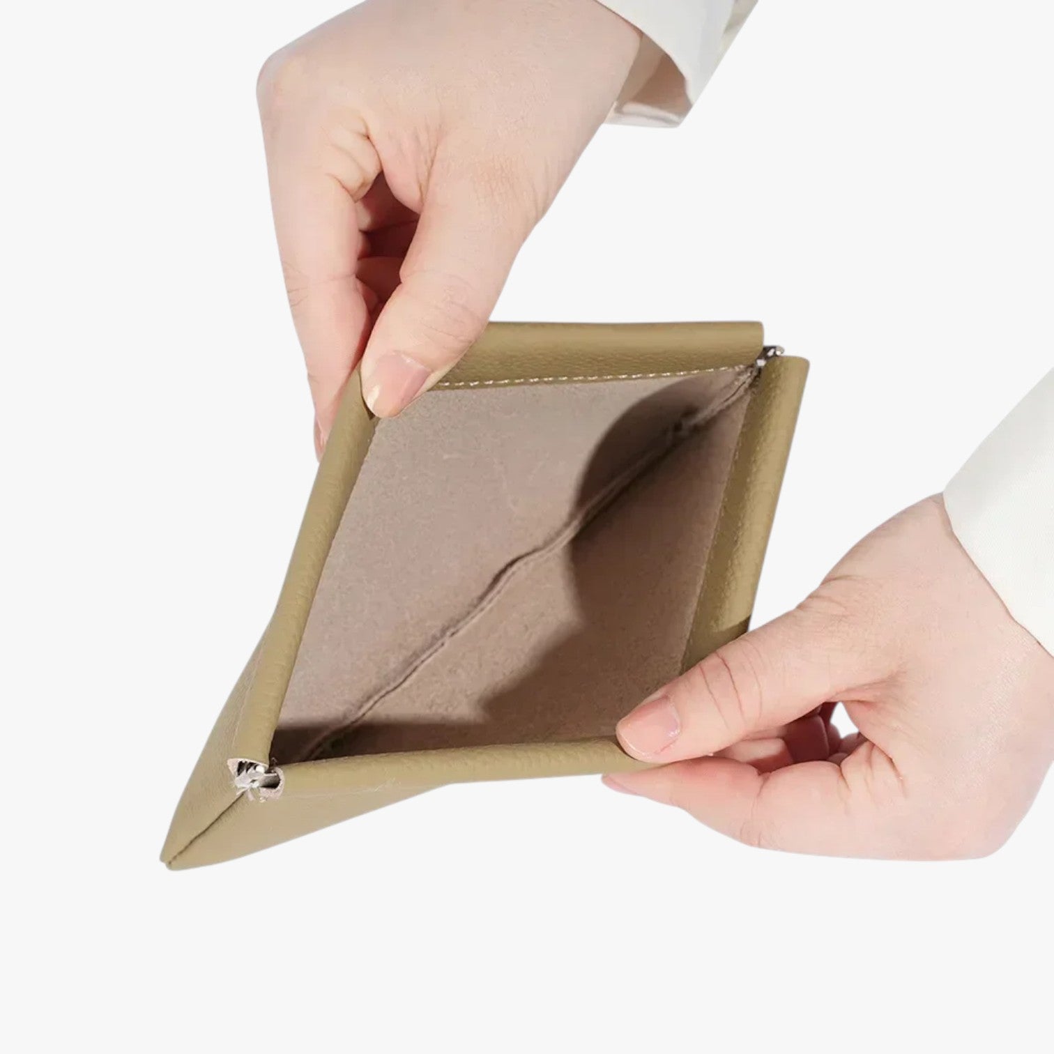 Nadia | Lang pung med langhætte og telefonlomme - - Nadia | Lang pung med langhætte og telefonlomme - €25 - {{ product_tags }