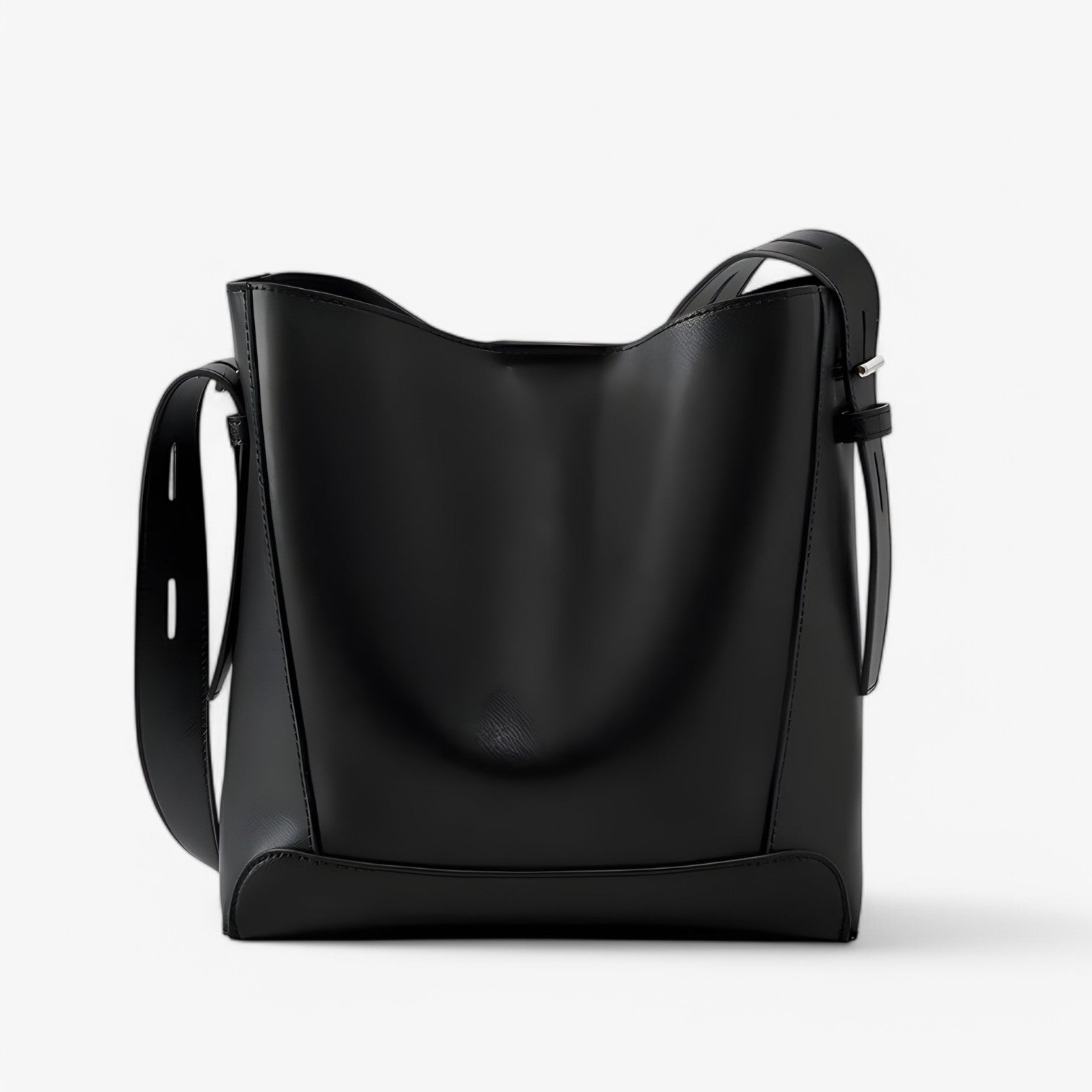 Hilda | Stilfuldt læder skuldertaske – Rummelig og elegant - Sort - bags - {{ product_tags }