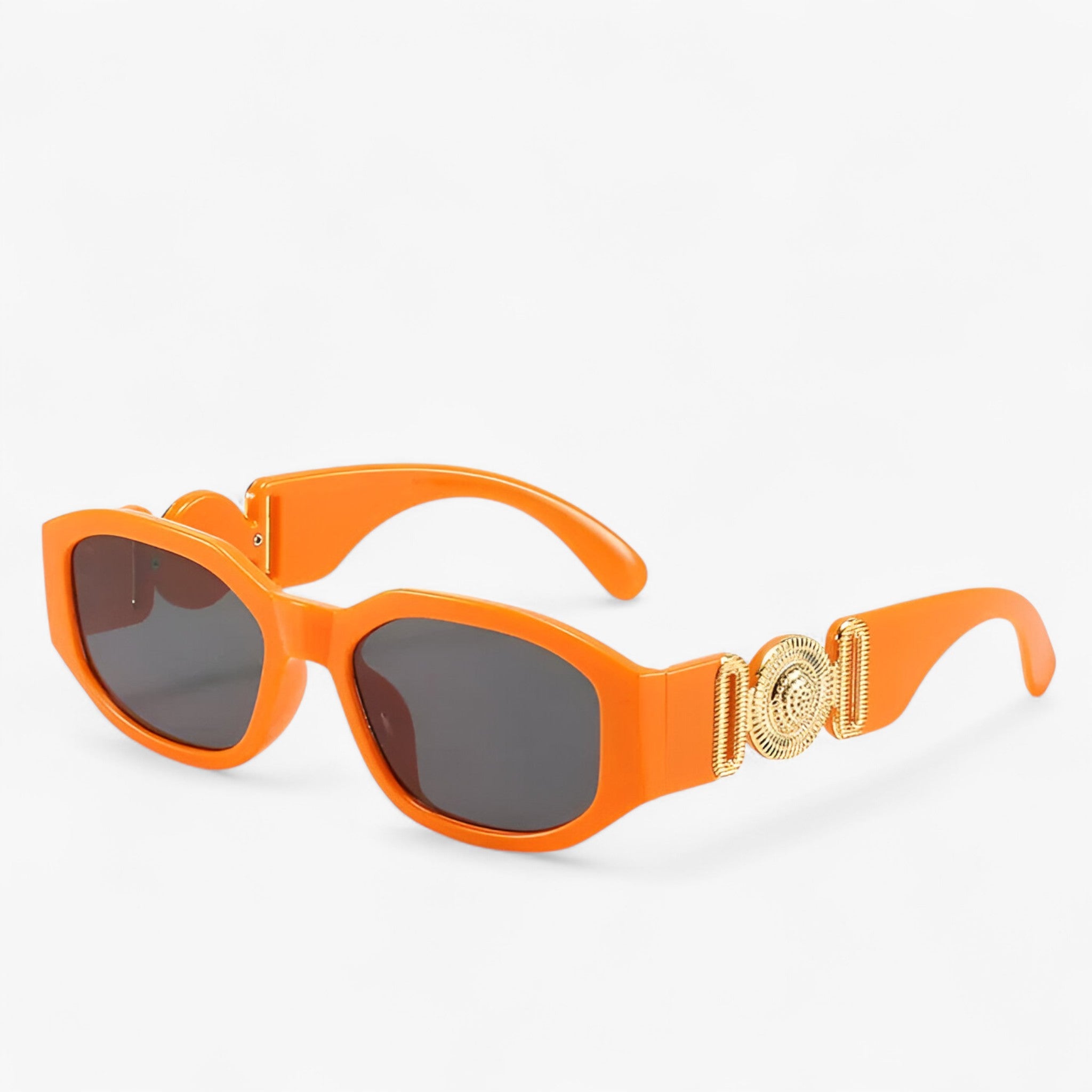 Liam | Lille rektangulær solbrille til rejser og vintage stil - Orange Som vist - Liam | Lille rektangulær solbrille til rejser og vintage stil- €25 - {{ product_tags }