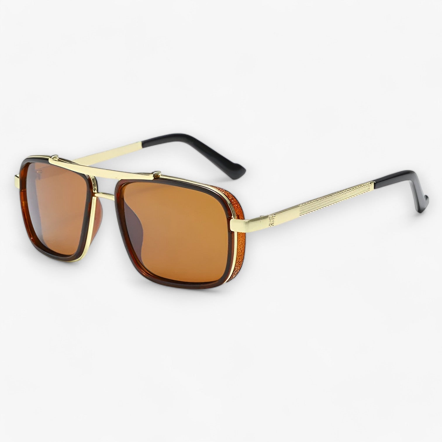 Ezra | Stilet firkantede UV400 pilotbriller til mænd - Guld te - men's fashion - {{ product_tags }