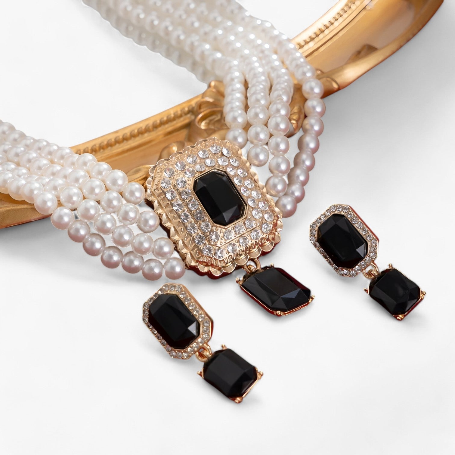 Rebecca | Lacteo Retro Elegance: Flerlaget perle-smykkesæt til damer - sort guld farve - women's fashion - {{ product_tags }