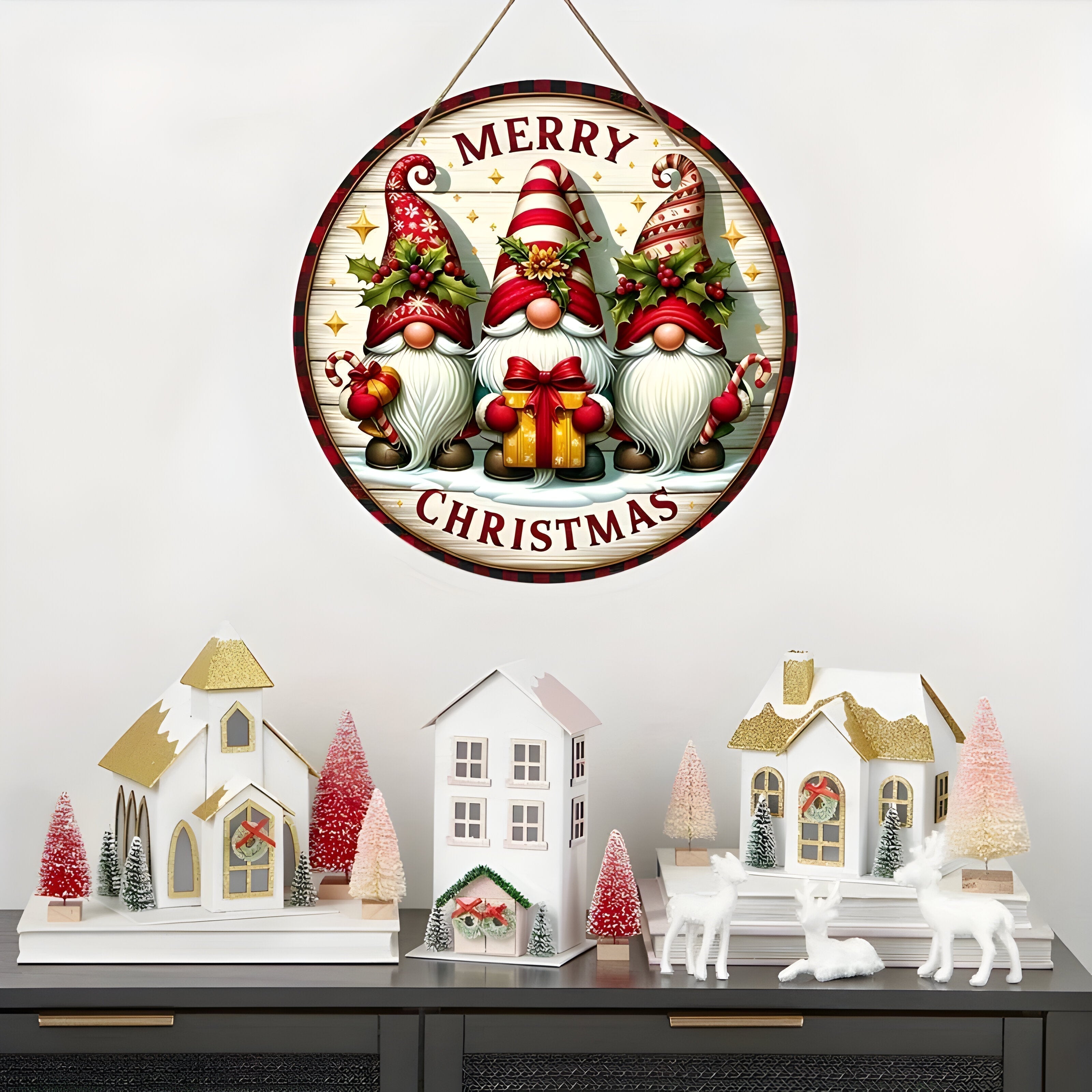 Festlig dekoration af Emily | Træ julegnomepanel - Tilføj et fantasifuldt præg - - christmas - {{ product_tags }