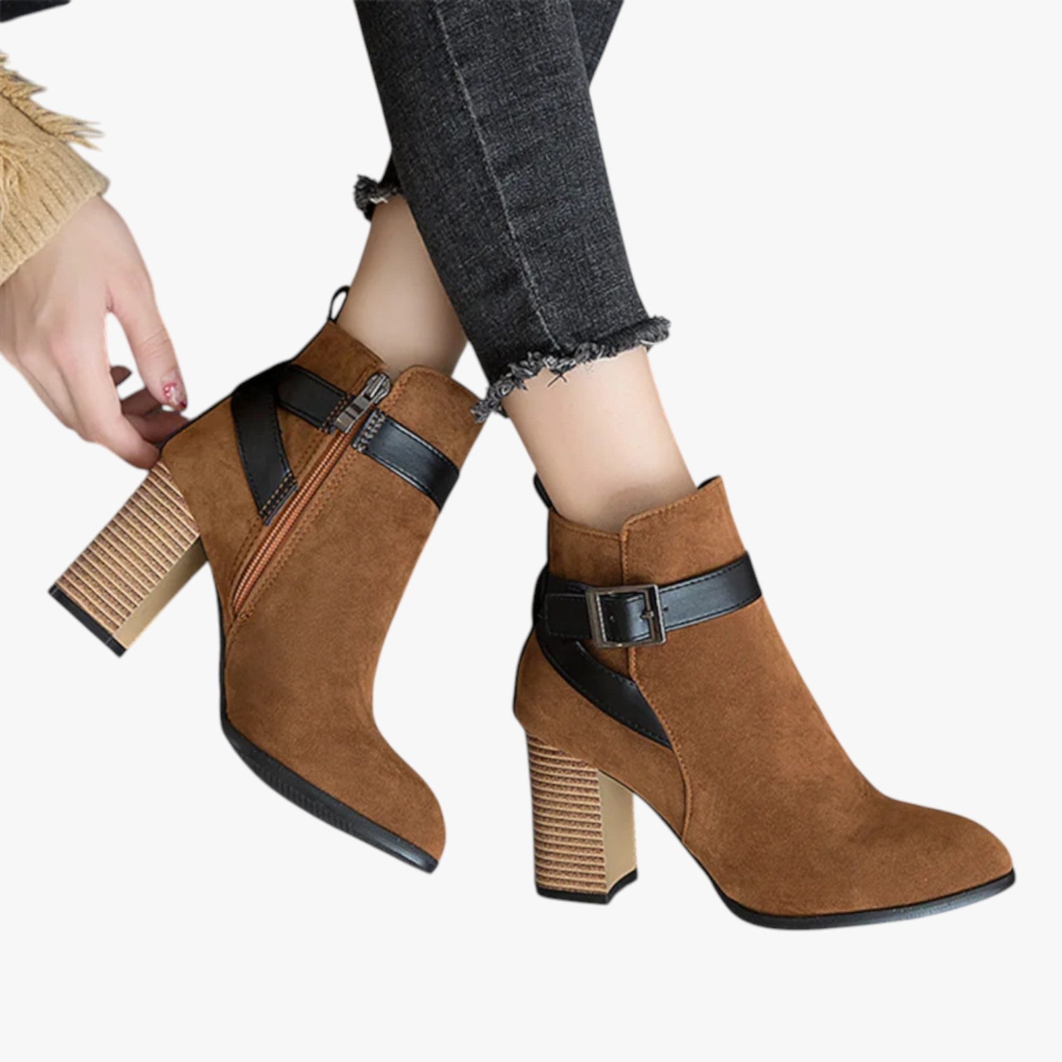 Eberta | Kvindelige høje støvler med spænde – Elegance og komfort til efteråret/vinteren - - Eberta | Kvindelige høje støvler med spænde – Elegance og komfort til efteråret/vinteren - €25 - {{ product_tags }