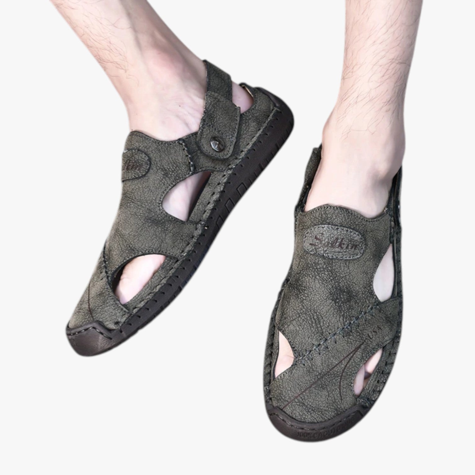 Owen | Herre sommersandaler - Åndbart læder og skridsikker sål for et stilfuldt præg - - Owen | Herre sommersandaler - Åndbart læder og skridsikker sål for et stilfuldt præg- €25 - {{ product_tags }
