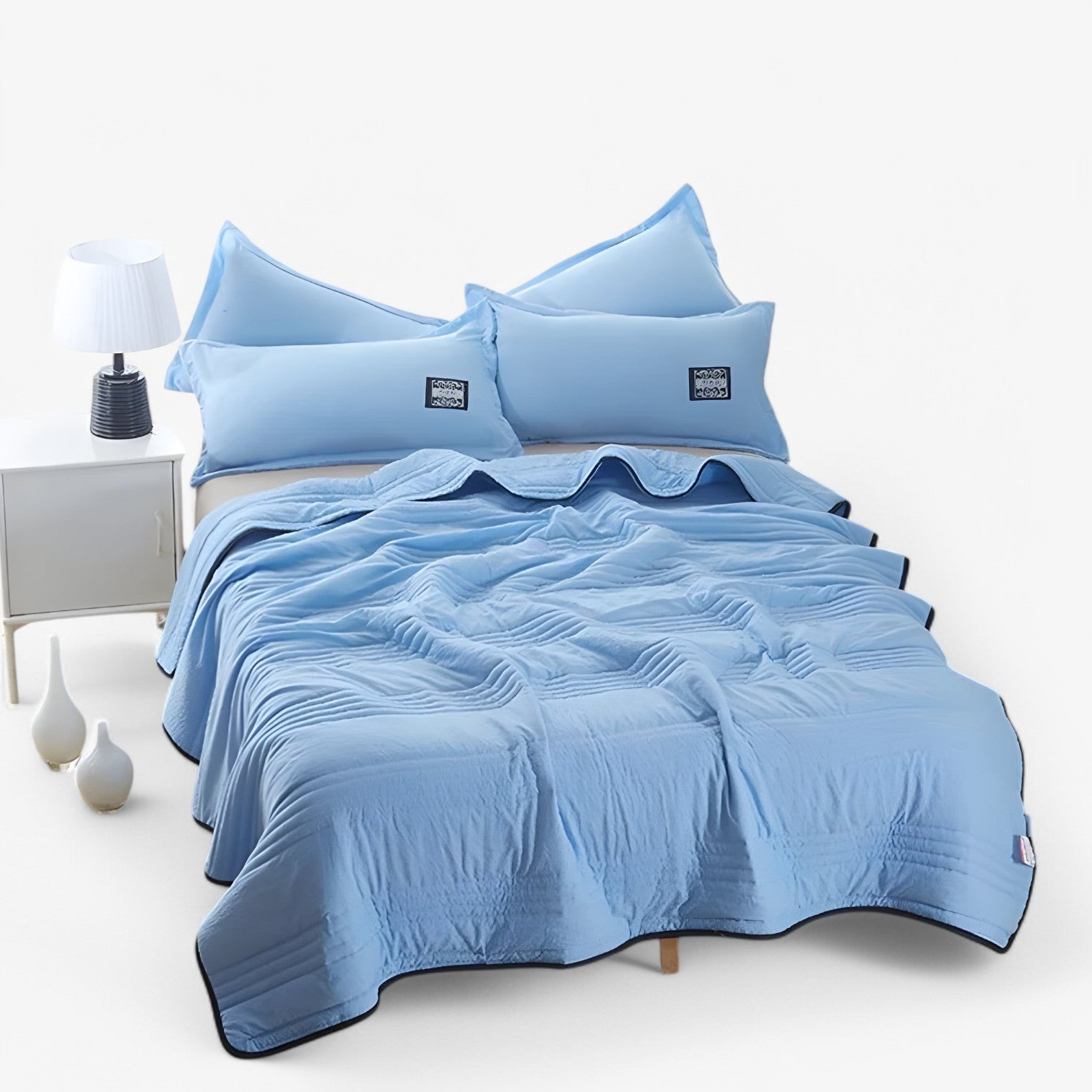 Leilani | Ademende og hudvenlig – Sommerdyne for ultimativ komfort - Blå - house & garden - {{ product_tags }
