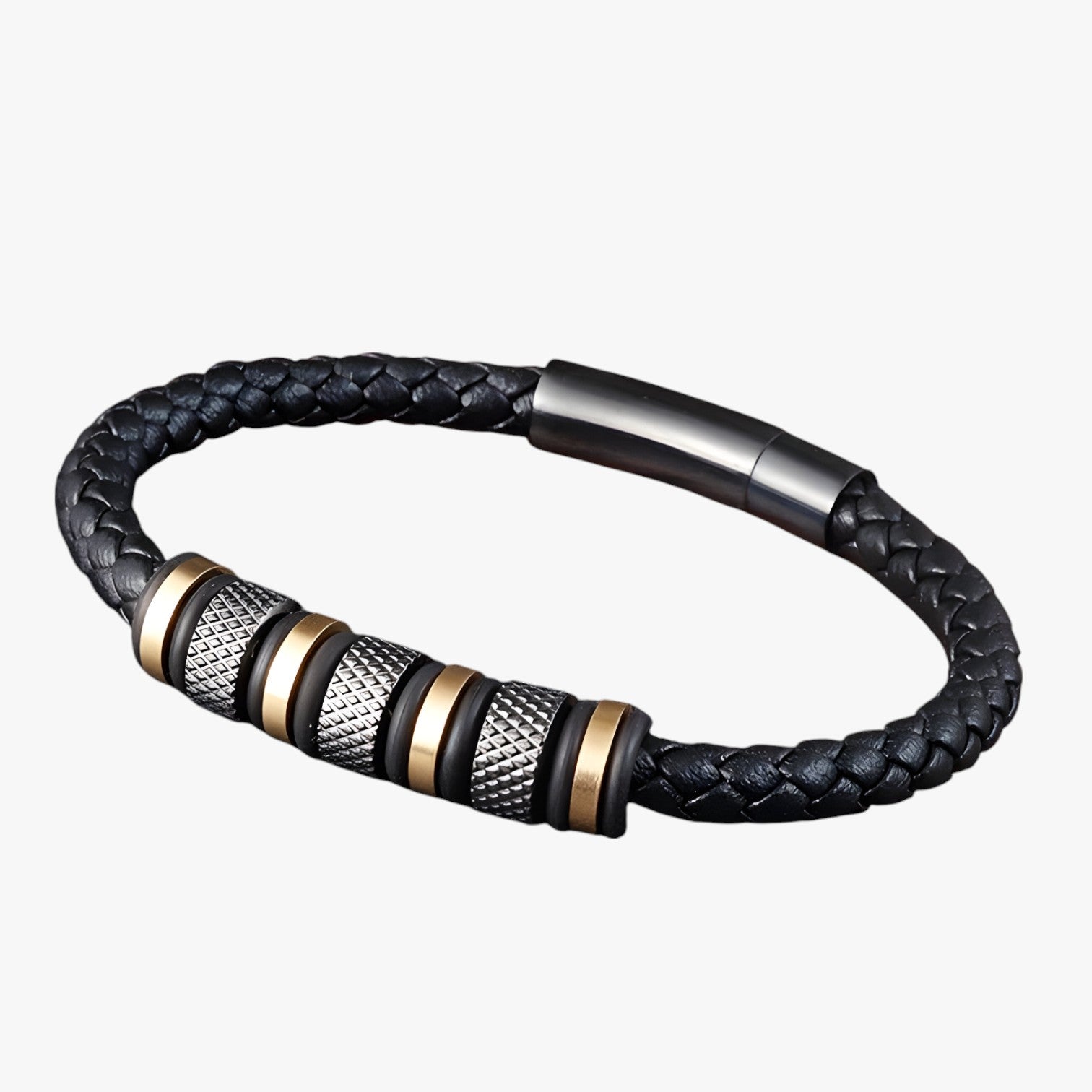 Ryder | Herre armbånd i flettet læder med stålperler - - Ryder | Herre armbånd i flettet læder med stålperler - €25 - {{ product_tags }