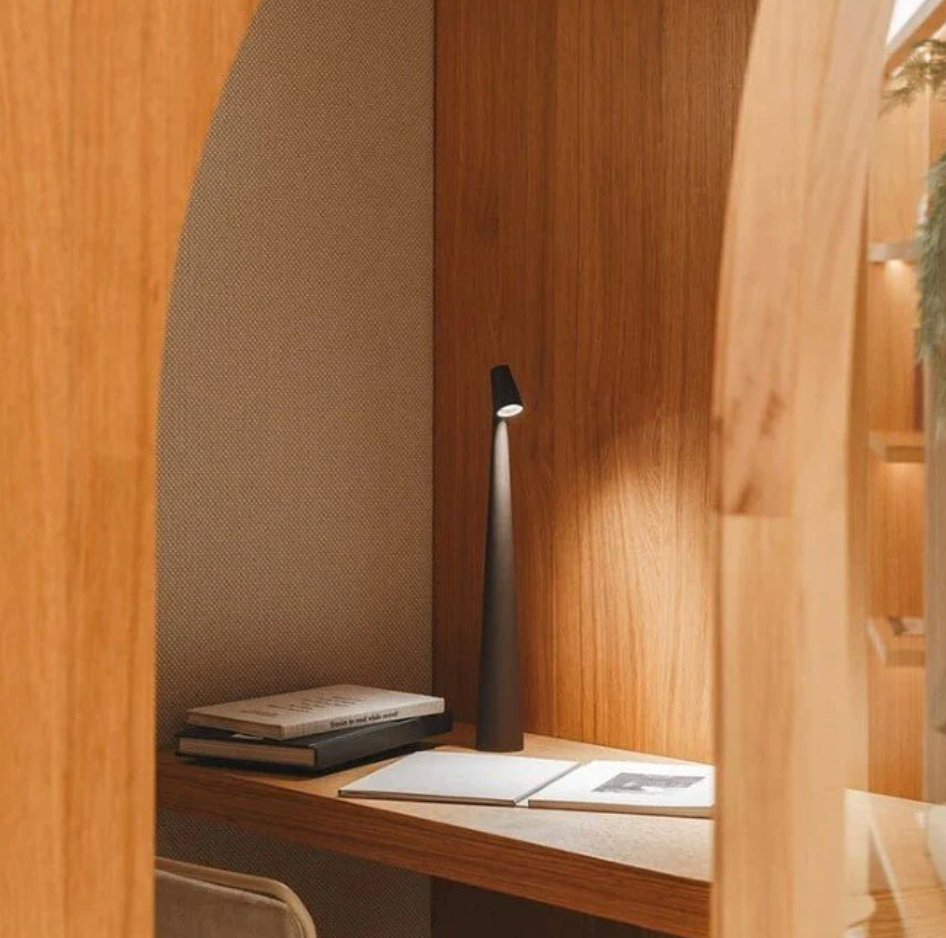 LuminaTouch | Bordlampe med touchkontrol - - house & garden - {{ product_tags }
