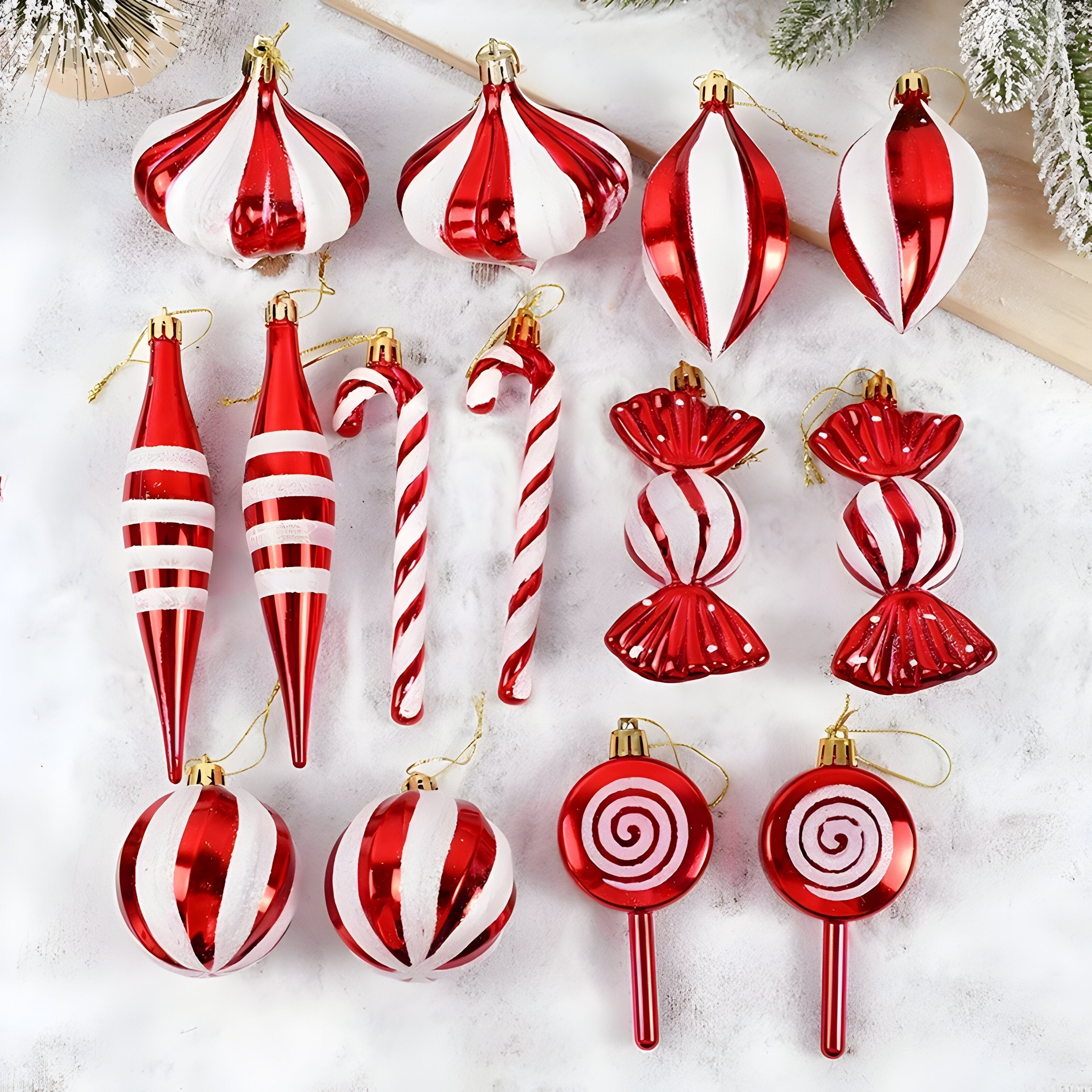 Reddy | Røde julekugler – festlige ornamenter og julegaver - - christmas - {{ product_tags }