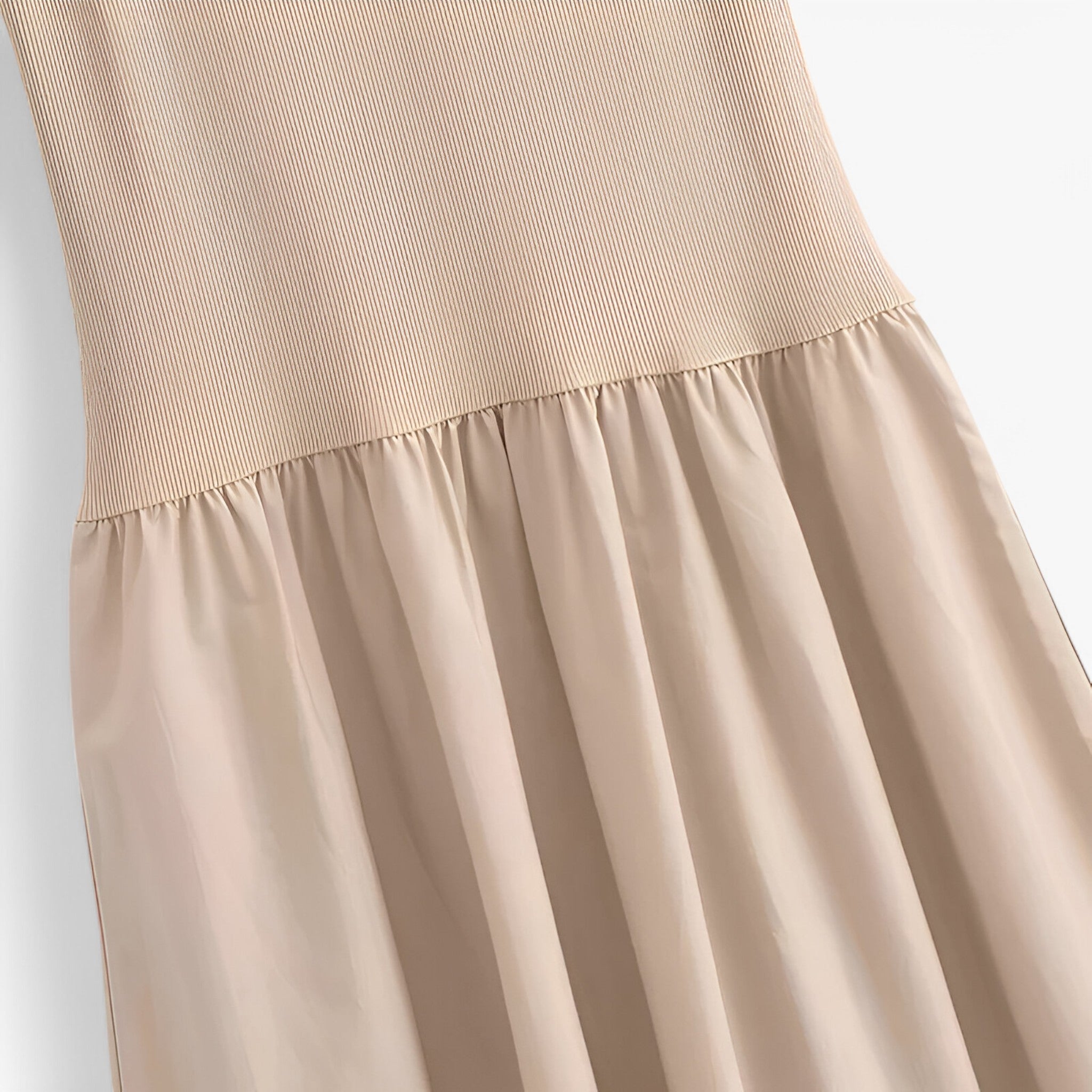 Aria | Midi kjole - Elegant og komfortabel - - women's fashion - {{ product_tags }
