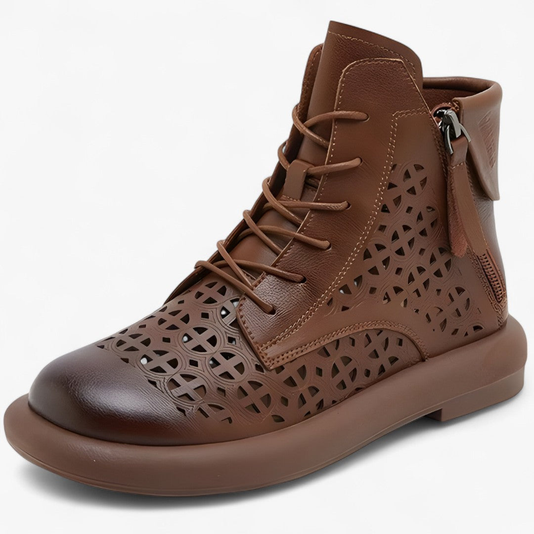 Clara | Perforerede ankelstøvler i ægte læder med stil - Brun - Clara | Perforerede ankelstøvler i ægte læder med stil - €25 - {{ product_tags }
