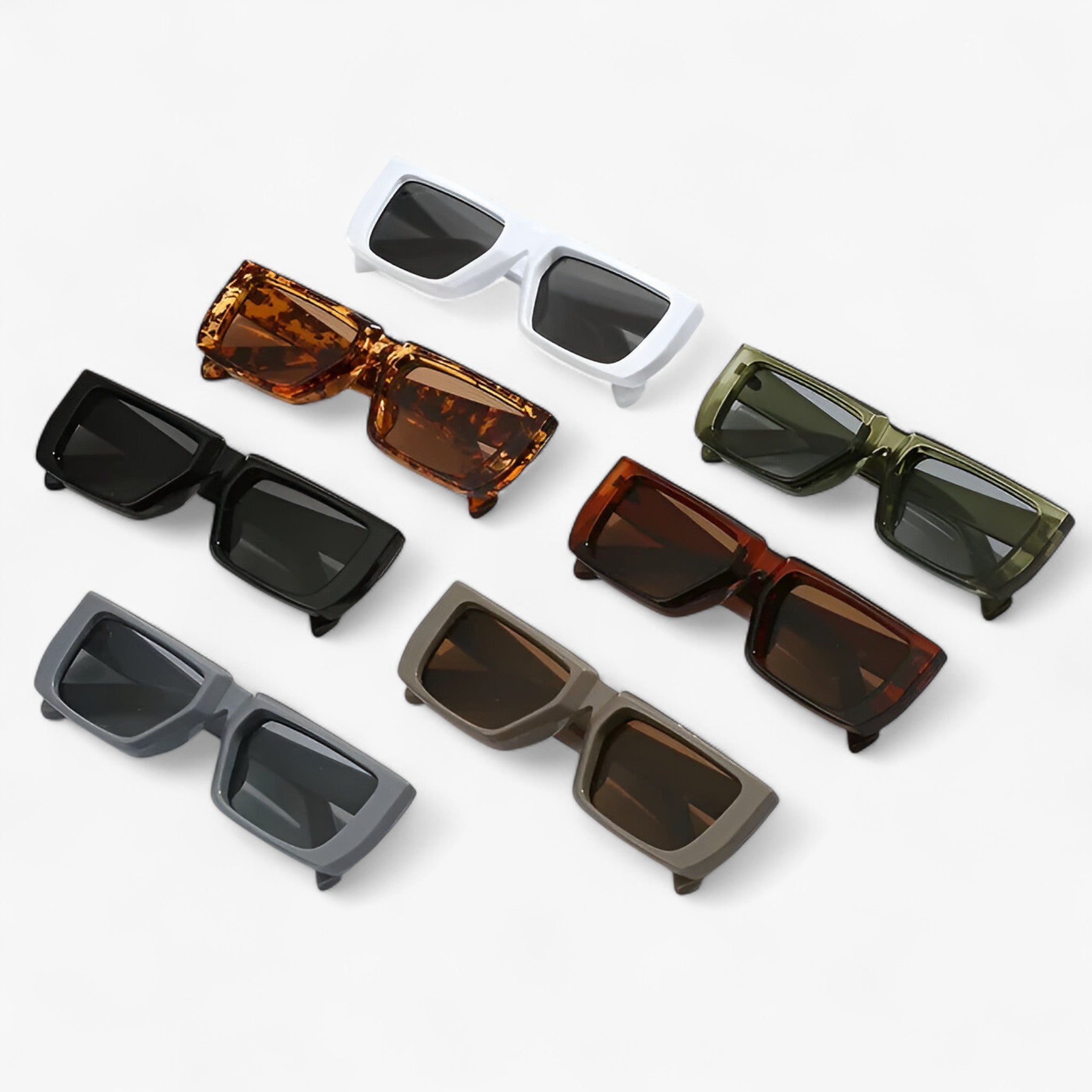 Luca | Y2K Designer Solbrille med Firkantet Stel Unisex - - Luca | Y2K Designer Solbrille med Firkantet Stel Unisex- €25 - {{ product_tags }