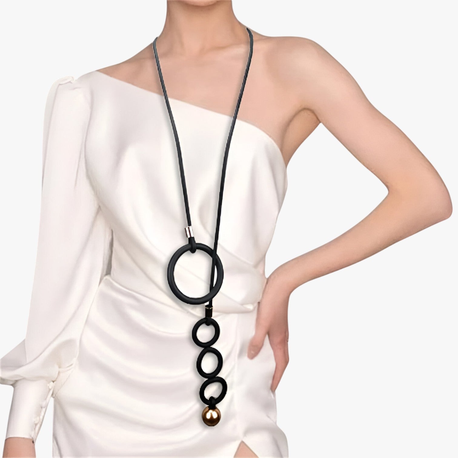 Cassidy | Elegant statement: luksuriøs justerbar kæde med store perlebedel - - women's fashion - {{ product_tags }