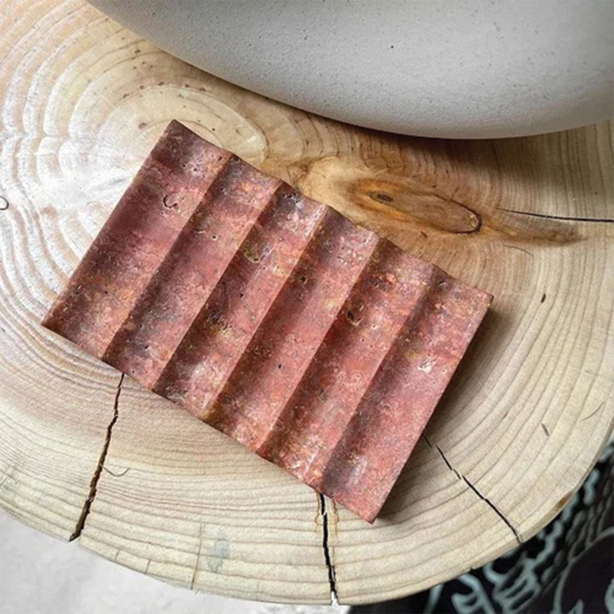 Gerillt stenbrik | Elegant naturstensdesign til indretning - Rød - house & garden - {{ product_tags }