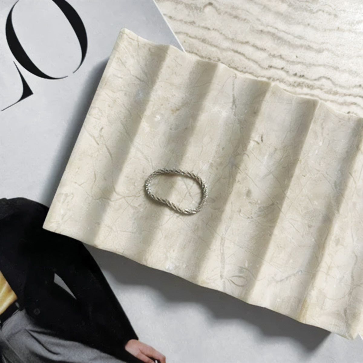 Gerillt stenbrik | Elegant naturstensdesign til indretning - Hvid - house & garden - {{ product_tags }