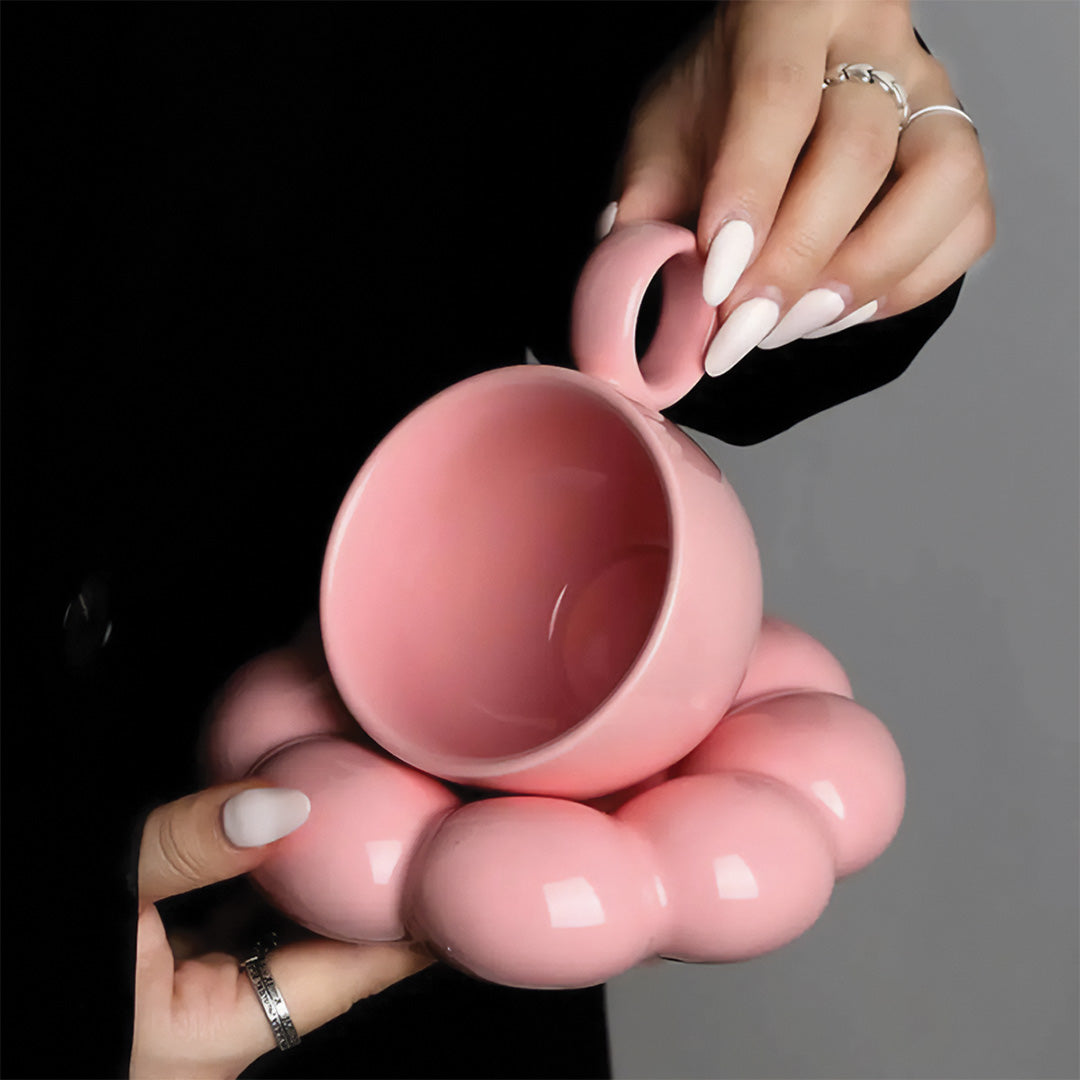 Solsortermugg | Smukt blomstermønster til morgenkaffen - Rosa - house & garden - {{ product_tags }