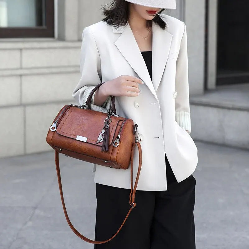 PAULIEN - Skuldertaske med frynser til kvinder: stor kapacitet, moderne design - - bags - {{ product_tags }