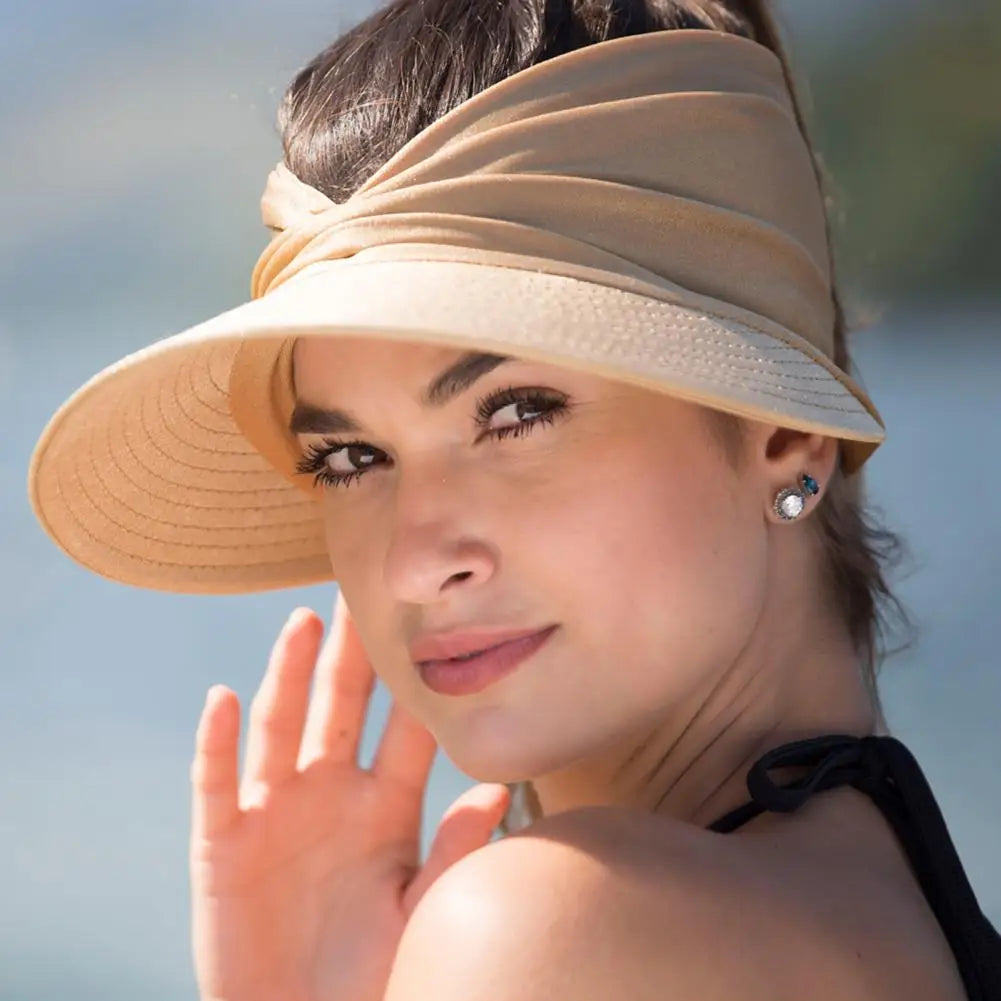 Sunny - Sommerstrandhat med stort visir, foldbar solhat - Kamel En størrelse - Sunny - Sommerstrandhat med stort visir, foldbar solhat- €25 - {{ product_tags }