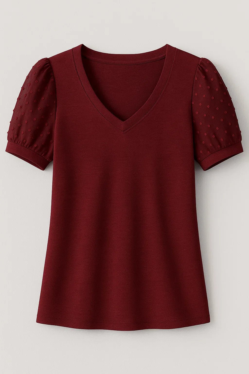 Janne – T-shirt elegant med puffærmer og V-hals - Rød - Janne – T-shirt elegant med puffærmer og V-hals - €25 - {{ product_tags }