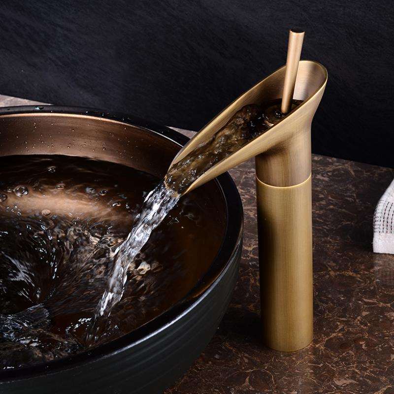 Huck - Waterfall antik håndvaskarmatur til badeværelset messing håndvaskarmatur - - house & garden - {{ product_tags }