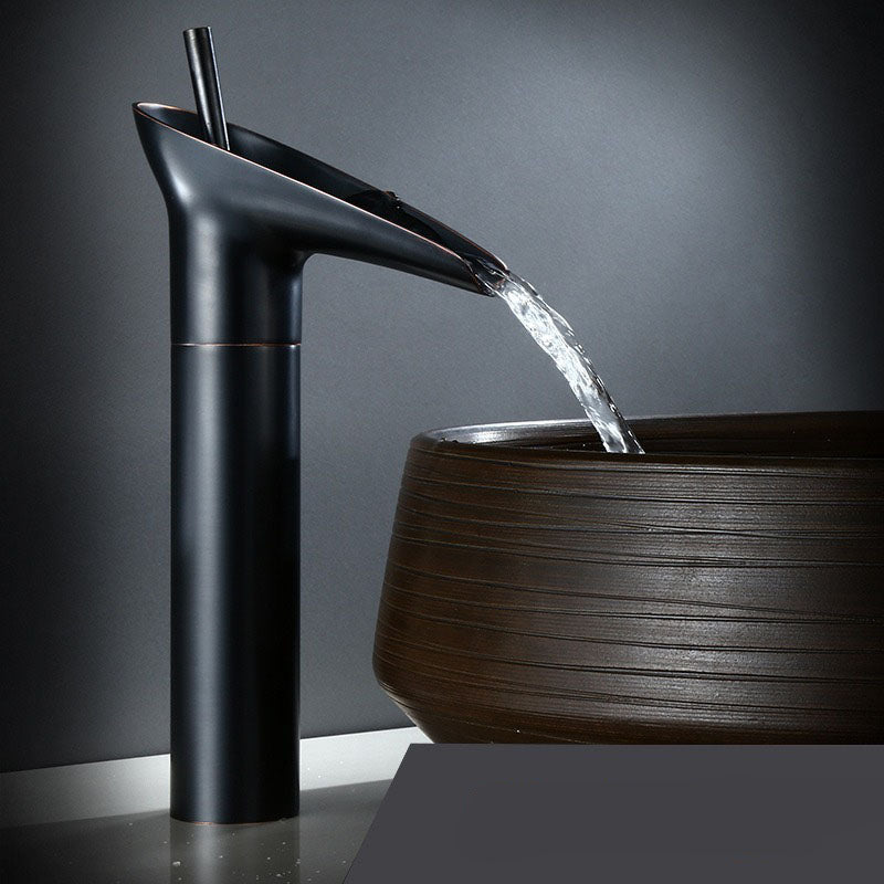 Huck - Waterfall antik håndvaskarmatur til badeværelset messing håndvaskarmatur - Høj sort - house & garden - {{ product_tags }