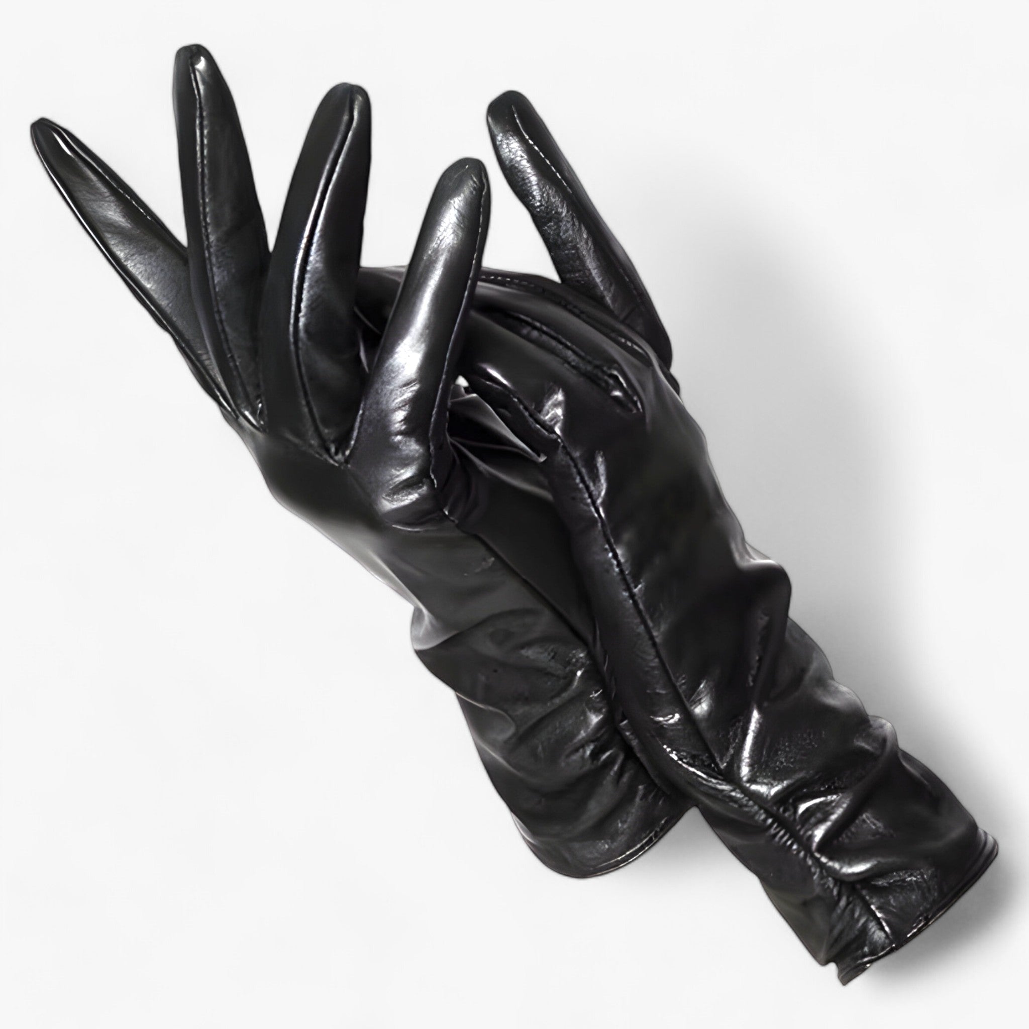 Gia | Skindhandsker til kvinder - Klassisk stil og vinterbeskyttelse - Sort - Gia | Skindhandsker til kvinder - Klassisk stil og vinterbeskyttelse- €25 - {{ product_tags }