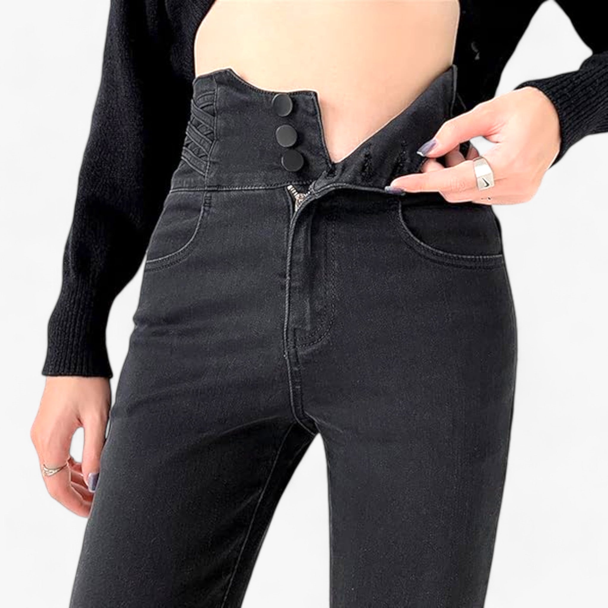 Nina | Skinny Pencil Jeans - Slim stretch for en flatterende pasform - Sort 3 Knapper - Nina | Skinny Pencil Jeans - Slim stretch for en flatterende pasform - €25 - {{ product_tags }