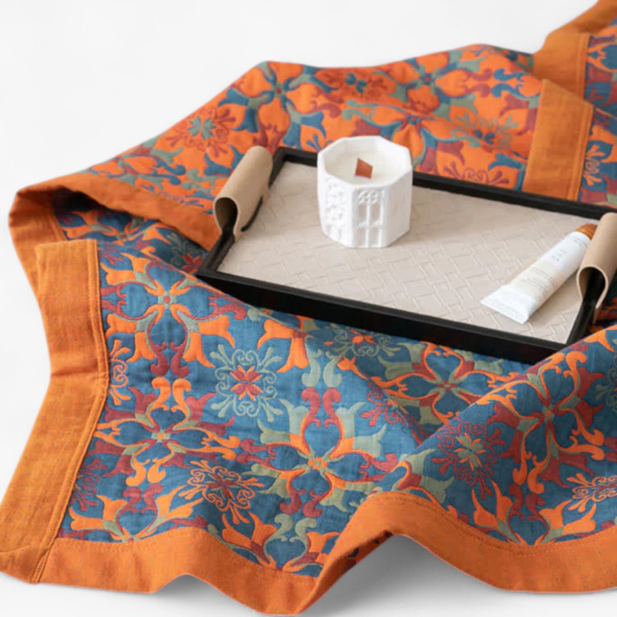 Etnisk stil | Bomuld quilt i seks lag med orange og blå mønster - - Etnisk stil | Bomuld quilt i seks lag med orange og blå mønster - €25 - {{ product_tags }