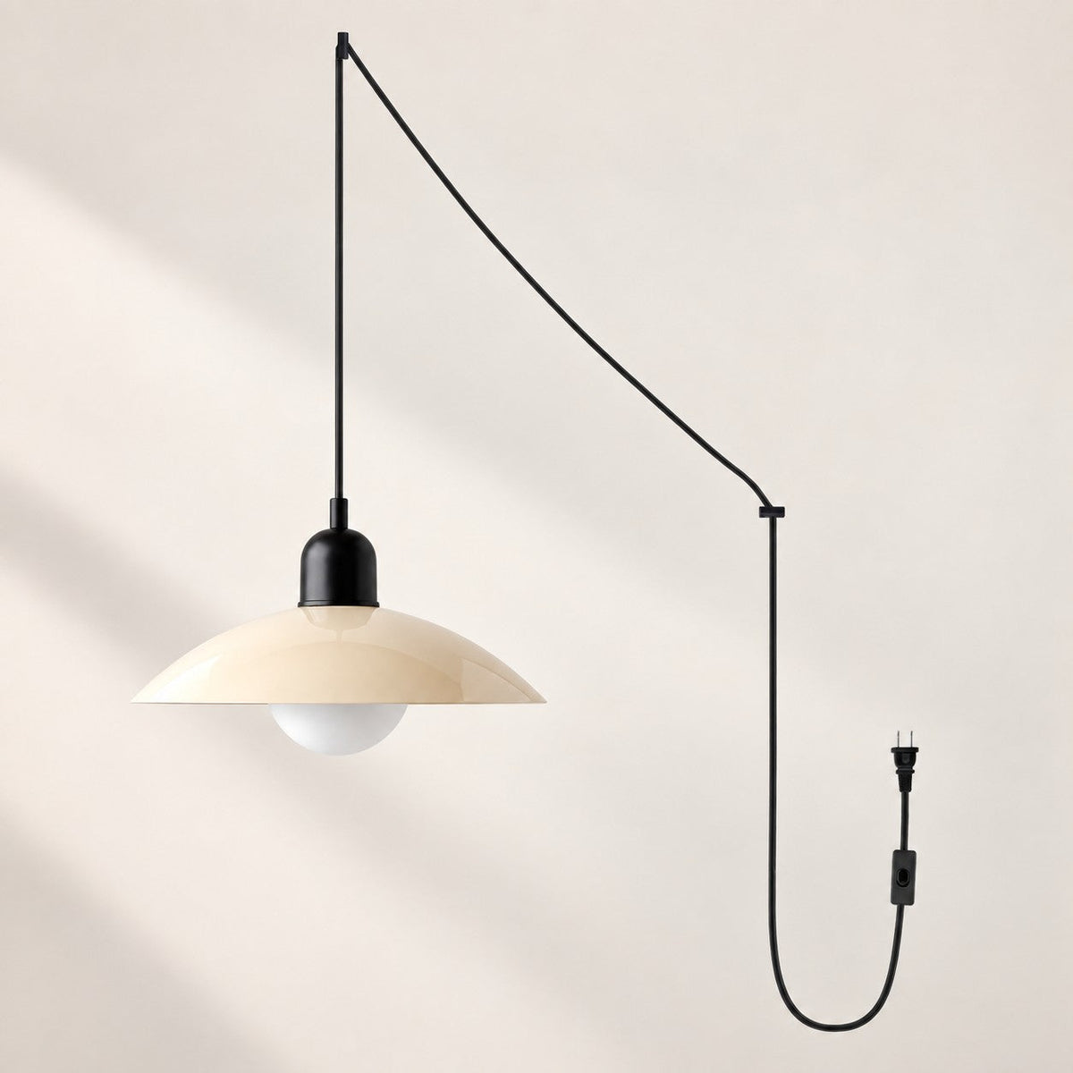 Mid Century Bauhaus Stikkontakt Pendellampe - Sort - Home Decor - {{ product_tags }