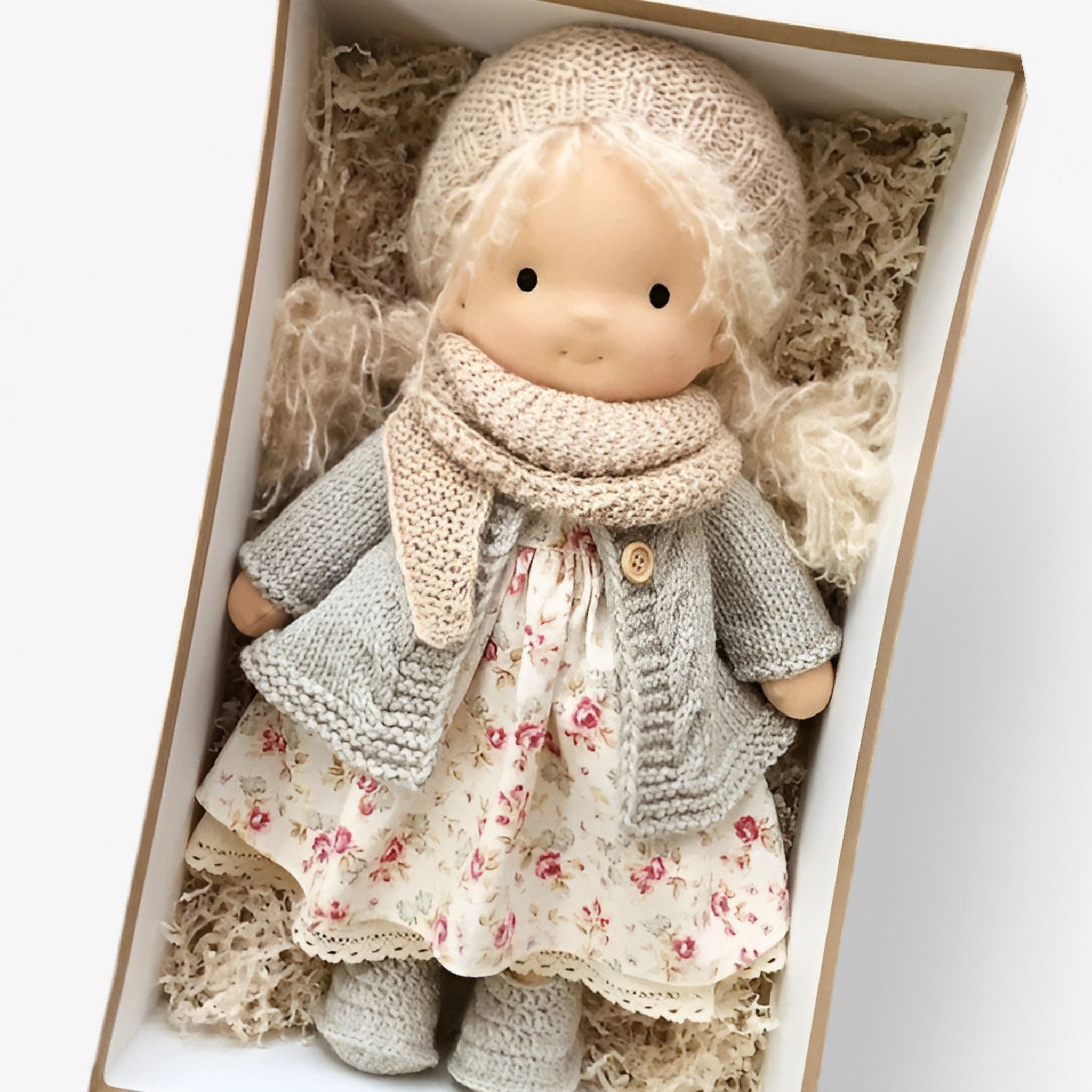 Dolly™ | Håndlavede-dukker - 4 Fedora - baby - {{ product_tags }