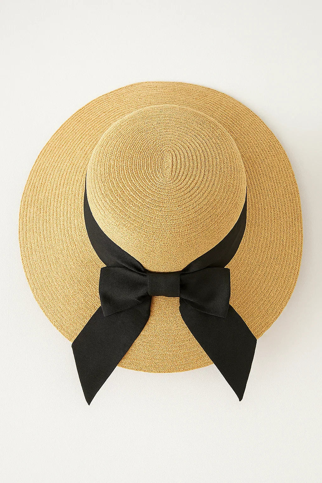 Amara | Strawhat med bred kant og sort bånd - Beige - Amara | Strawhat med bred kant og sort bånd - €25 - {{ product_tags }