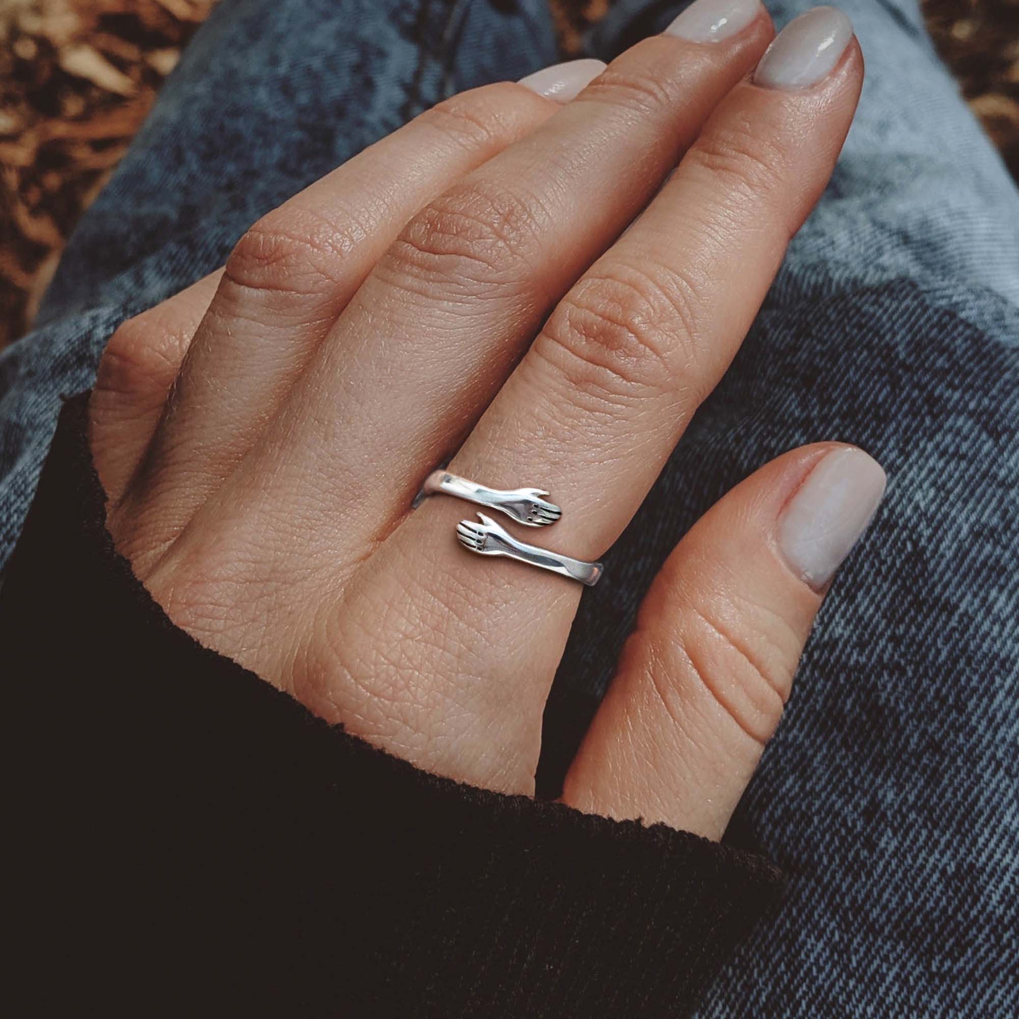 Ring i form af en omfavnelse - - watches - {{ product_tags }
