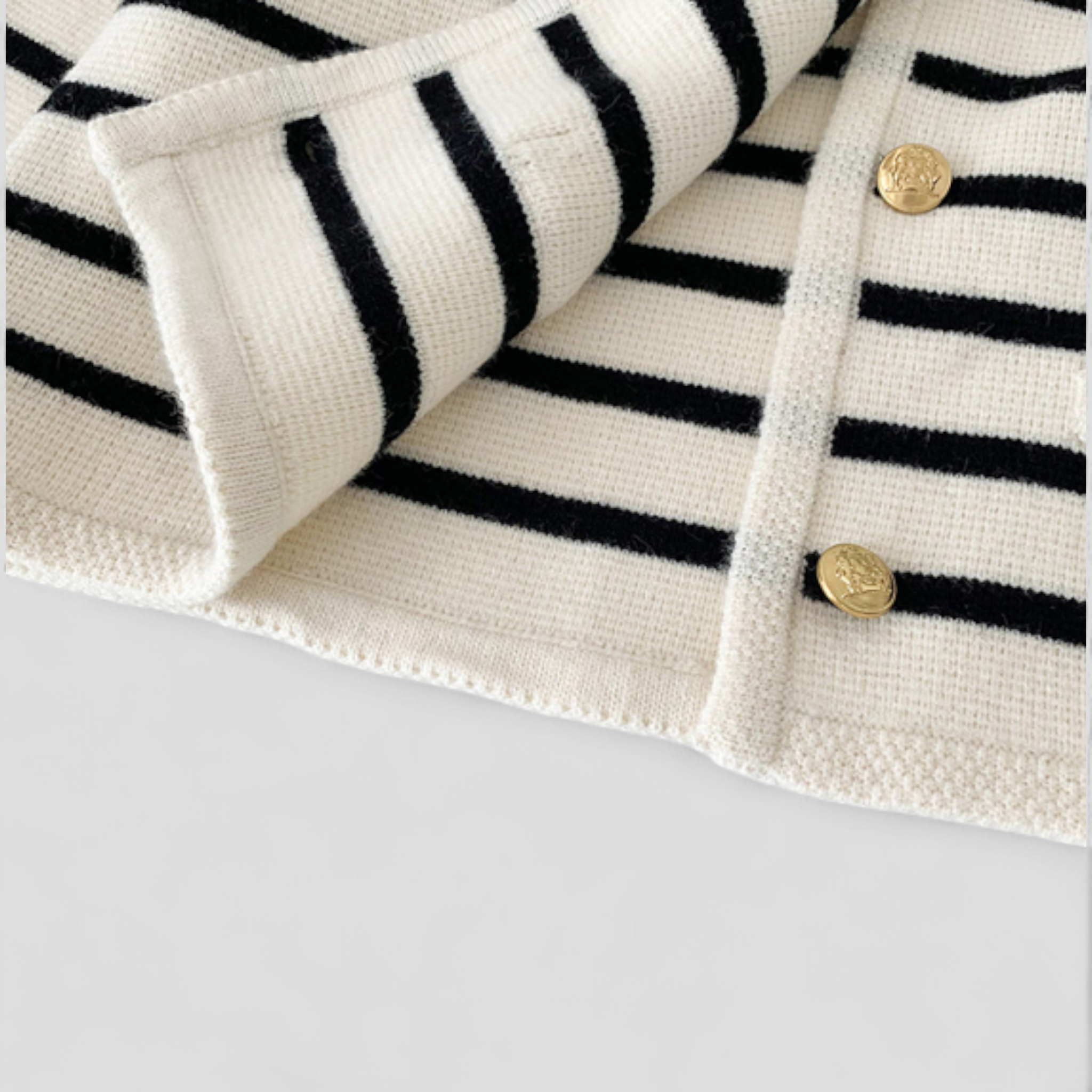 Nyk | Klassisk stripet komfort-cardigan tidløs med elegante detaljer - - women's fashion - {{ product_tags }