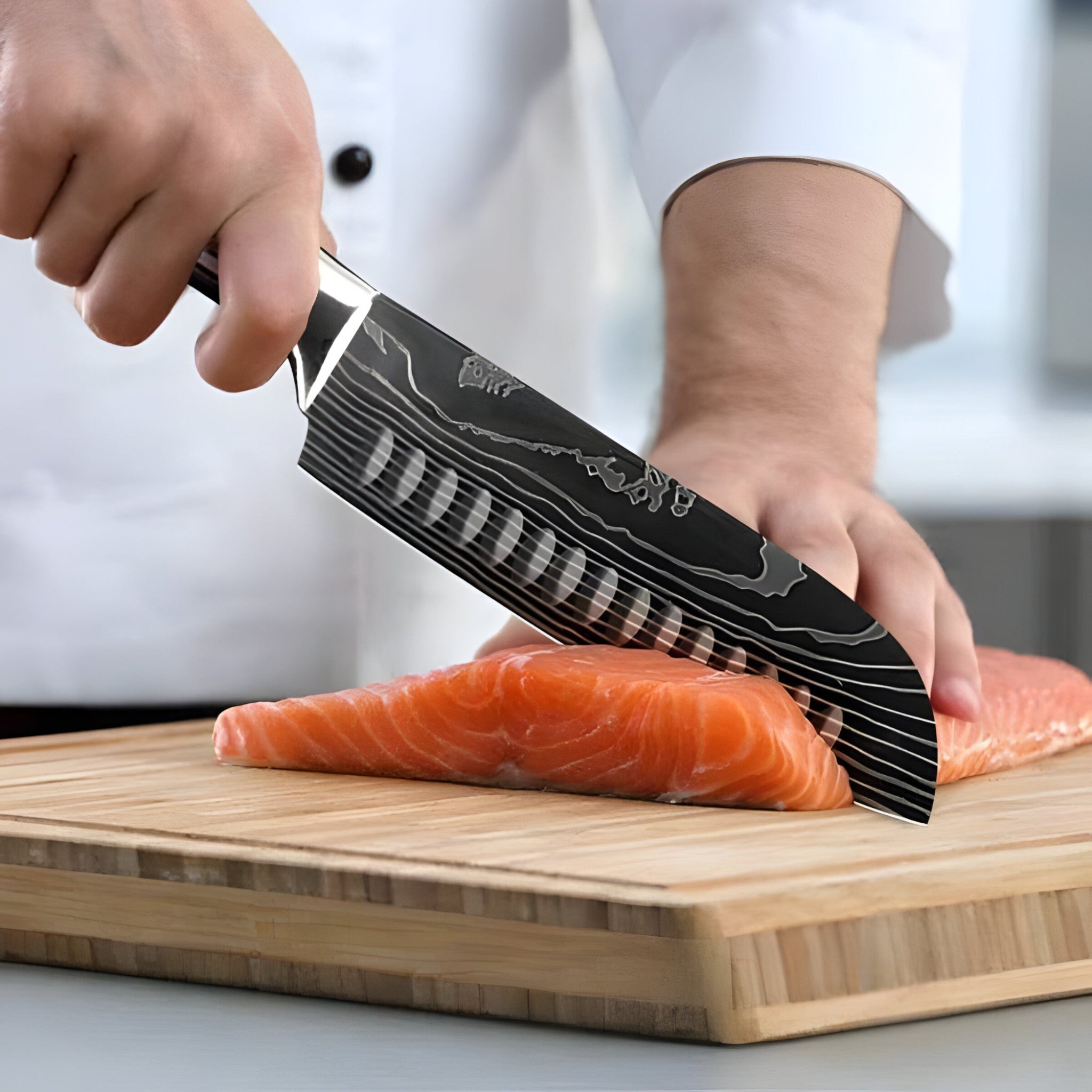Calla - høj kvalitet japansk køkkenknivssæt med damaskusmønster - - Calla - høj kvalitet japansk køkkenknivssæt med damaskusmønster - €25 - {{ product_tags }