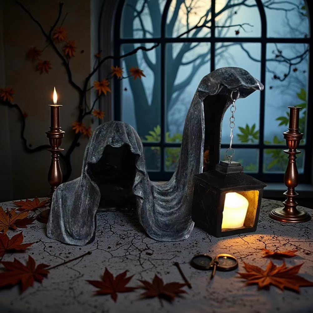 Spøgelsesfigur med Lanterne - Lysende Halloween-dekoration, Grå