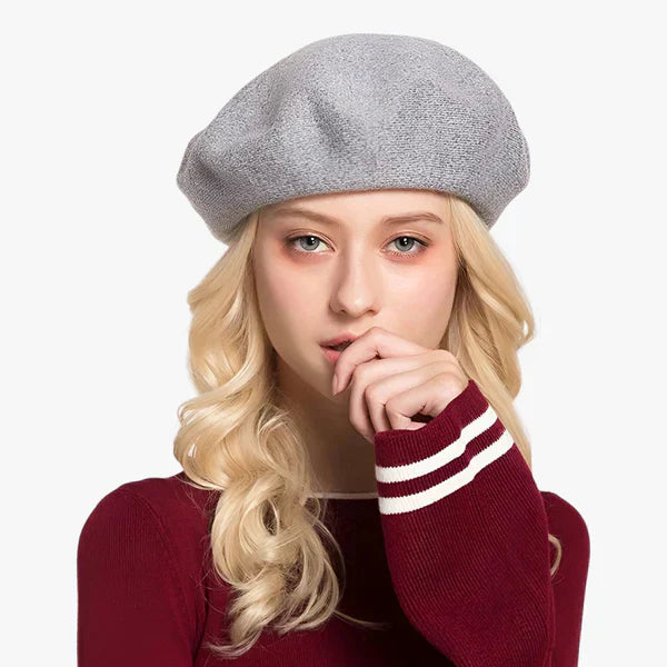 Emilie | Strikket hue - Varm og Holdbar - GRÅ Enhedsstørrelse - Emilie |Strikket hue - Varm og Holdbar- €25 - {{ product_tags }