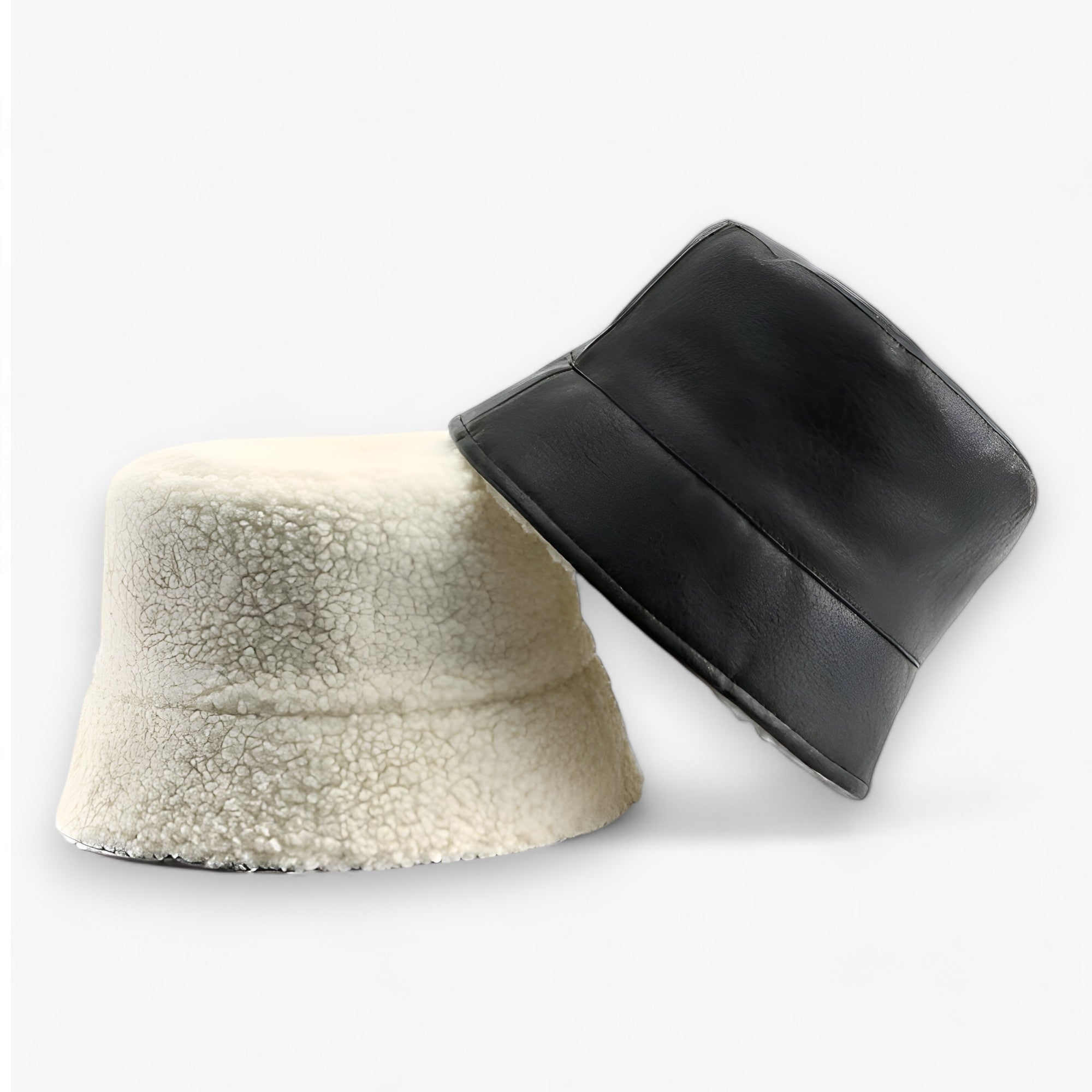 Serena | Sammenklappelig læderhat - Alsidig og stilfuld - Sort Eimerhat - Serena | Sammenklappelig læderhat - Alsidig og stilfuld- €25 - {{ product_tags }
