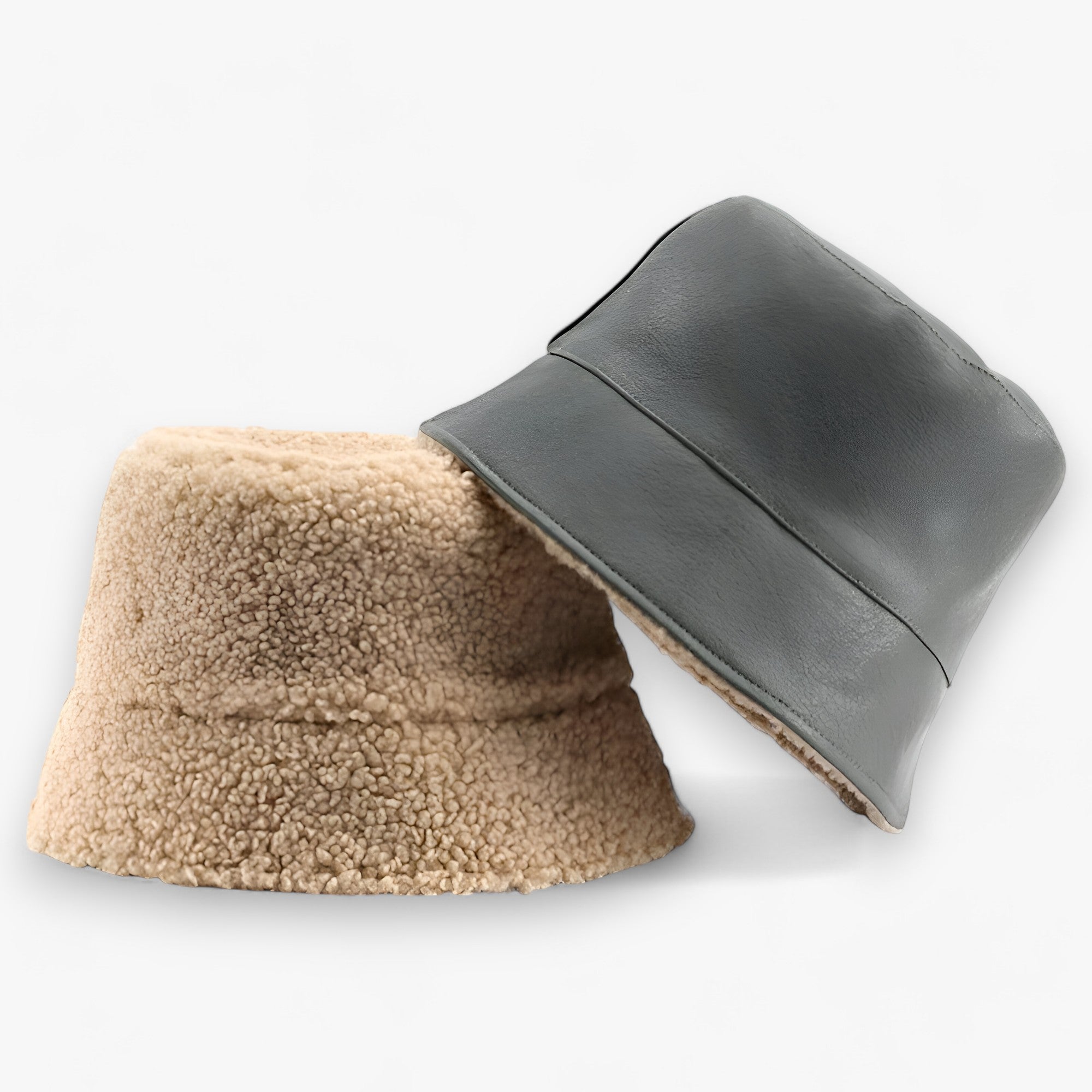 Serena | Sammenklappelig læderhat - Alsidig og stilfuld - Grå Eimerhat - Serena | Sammenklappelig læderhat - Alsidig og stilfuld- €25 - {{ product_tags }