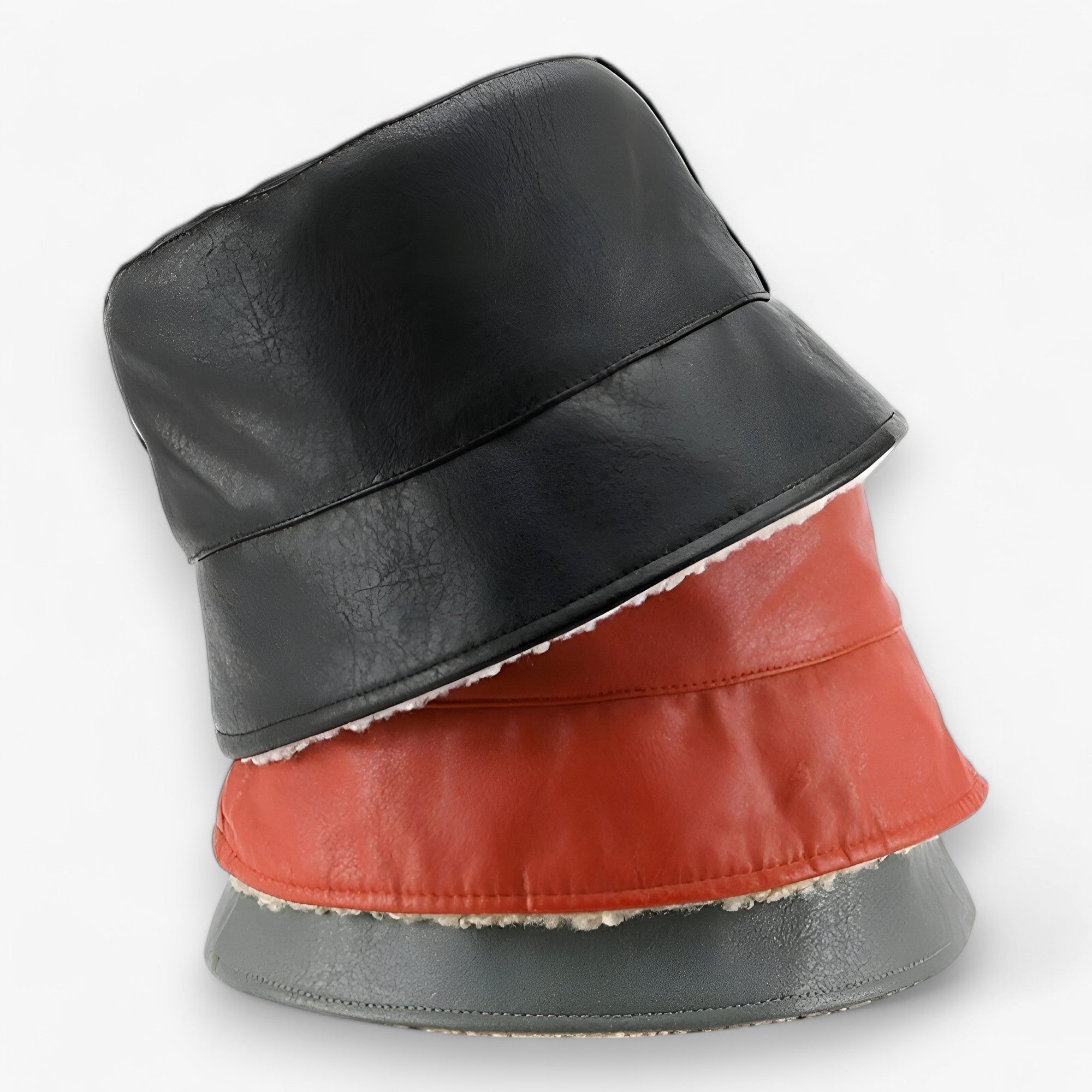 Serena | Sammenklappelig læderhat - Alsidig og stilfuld - - Serena | Sammenklappelig læderhat - Alsidig og stilfuld- €25 - {{ product_tags }
