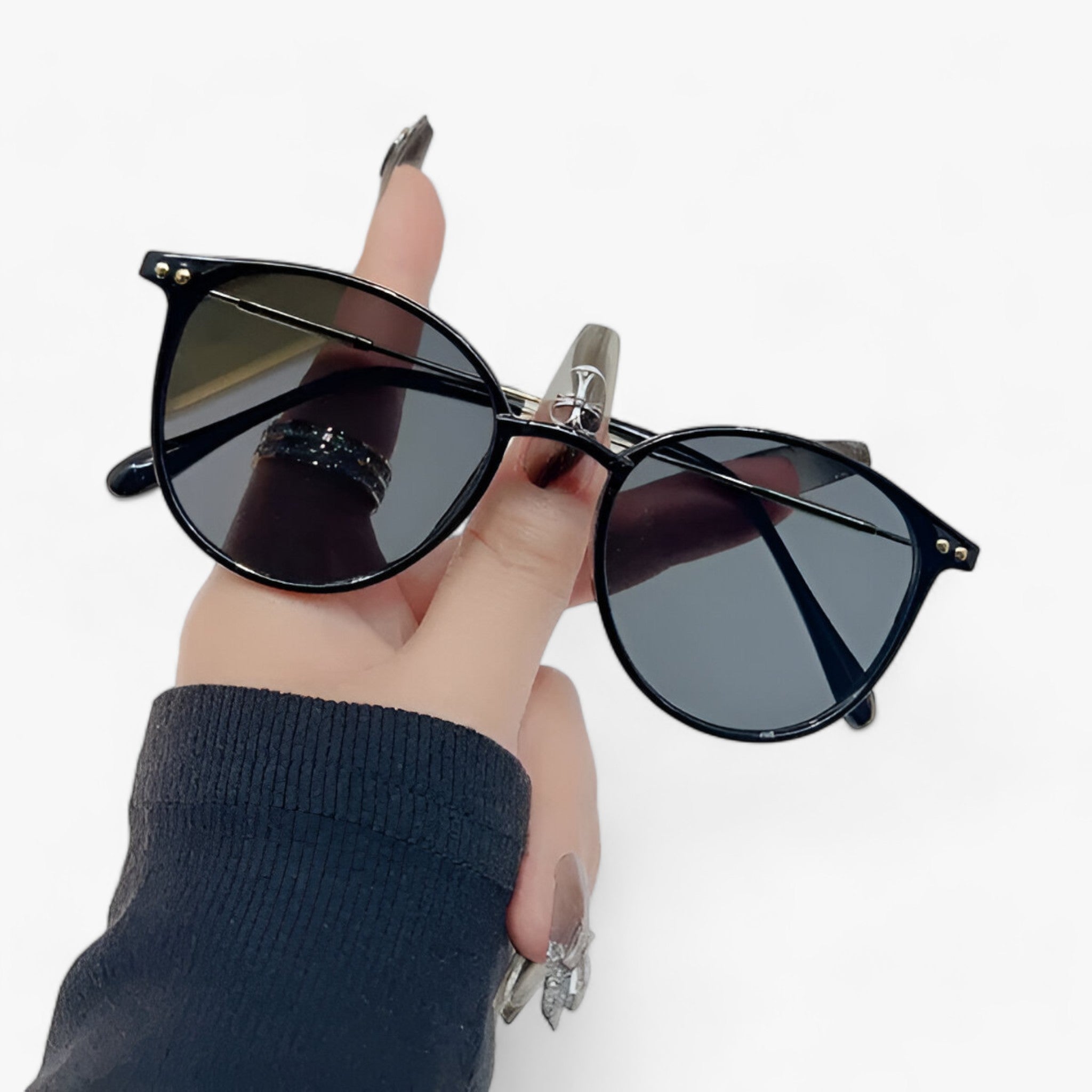 AURORA | Luksuriøse solbriller - Klassisk rund ram til øjenbeskyttelse - - women's fashion - {{ product_tags }