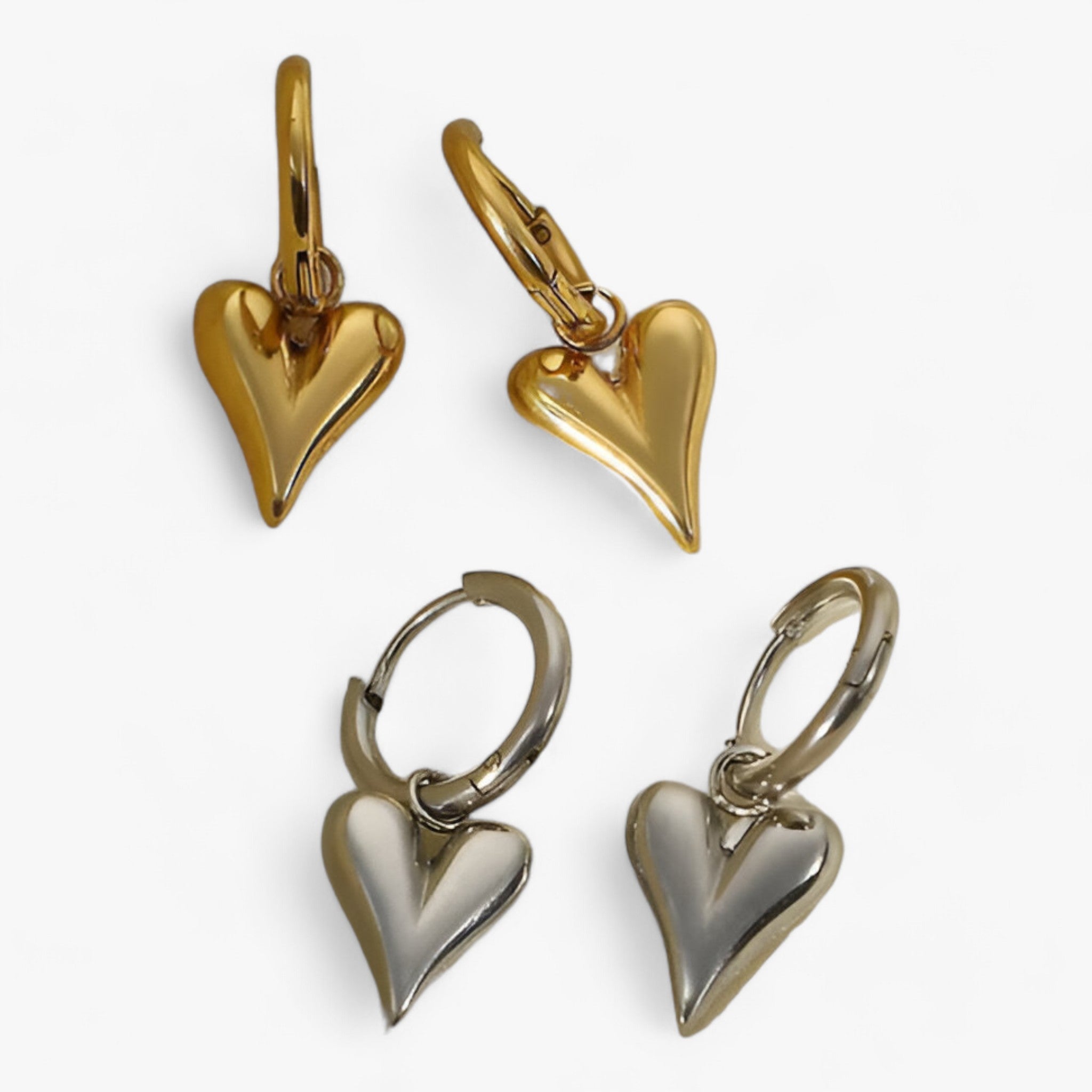 Ramos | Hjerte-Huggie-Øreringe – anløbsbeskyttet guldhænger - - women's fashion - {{ product_tags }
