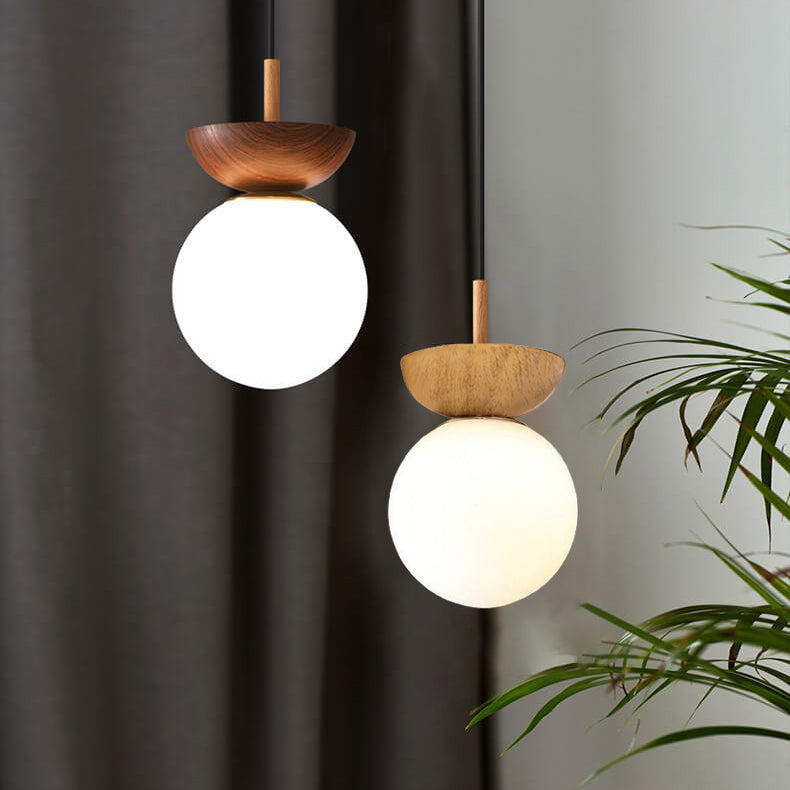 Nordisk Kugle Loftslampe - Træmaling & Metalaccent - - Home Decor - {{ product_tags }