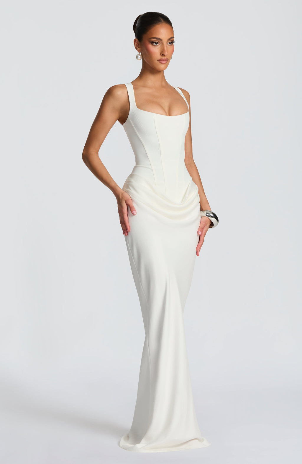 Astrid | Maxikjole – schmeichelnde Silhouette, zeitlose Eleganz