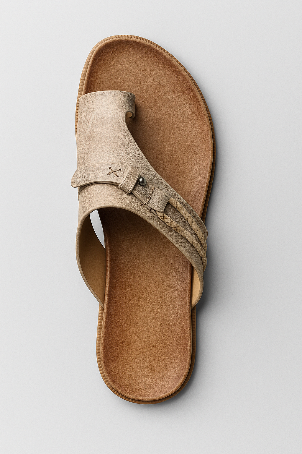 Elisa | Håndlavede lædersandaler med krydsstropper og fingerring - Beige - Elisa | Håndlavede lædersandaler med krydsstropper og fingerring - €25 - {{ product_tags }