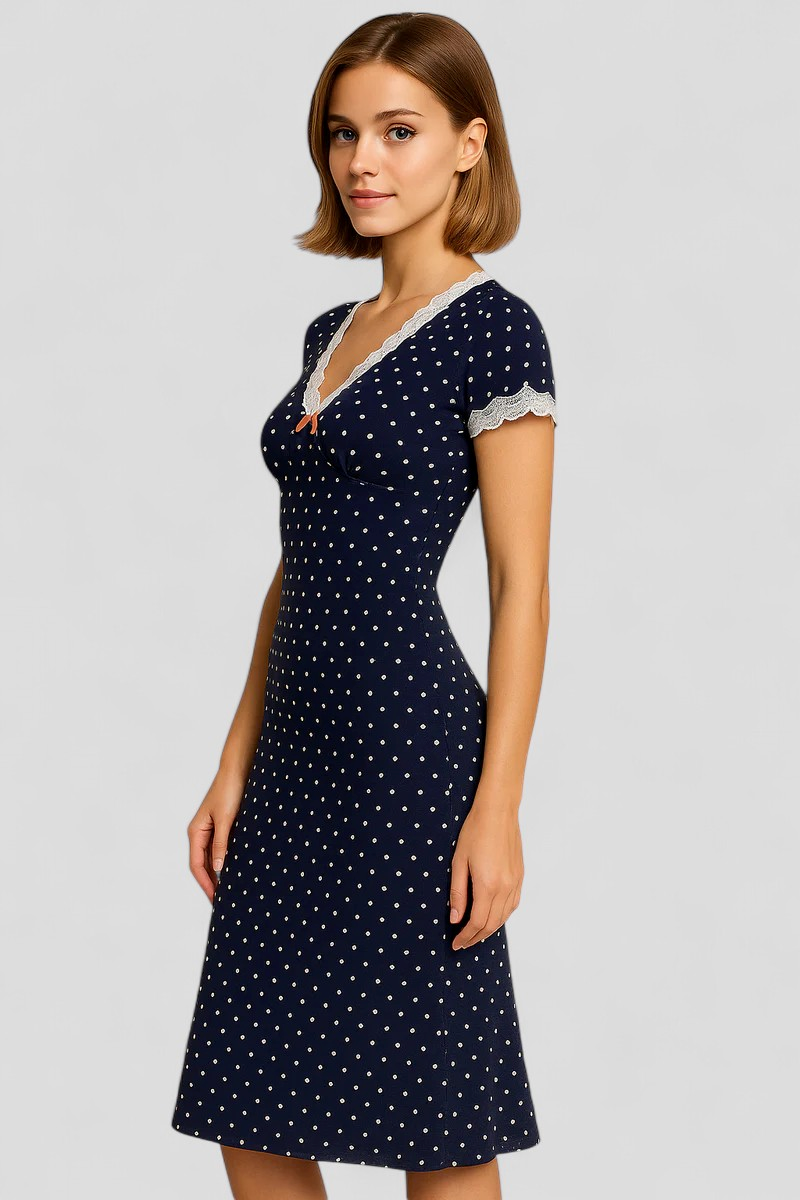 Elsa | Midi nederdel med prikker, blondedetaljer og broderet blomst - - Elsa | Midi nederdel med prikker, blondedetaljer og broderet blomst - €25 - {{ product_tags }