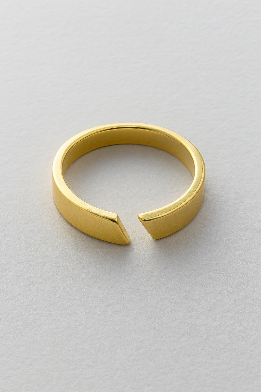 Skåret | Justerbar ring i guld/sølv - Guld - Skåret | Justerbar ring i guld/sølv- €25 - {{ product_tags }